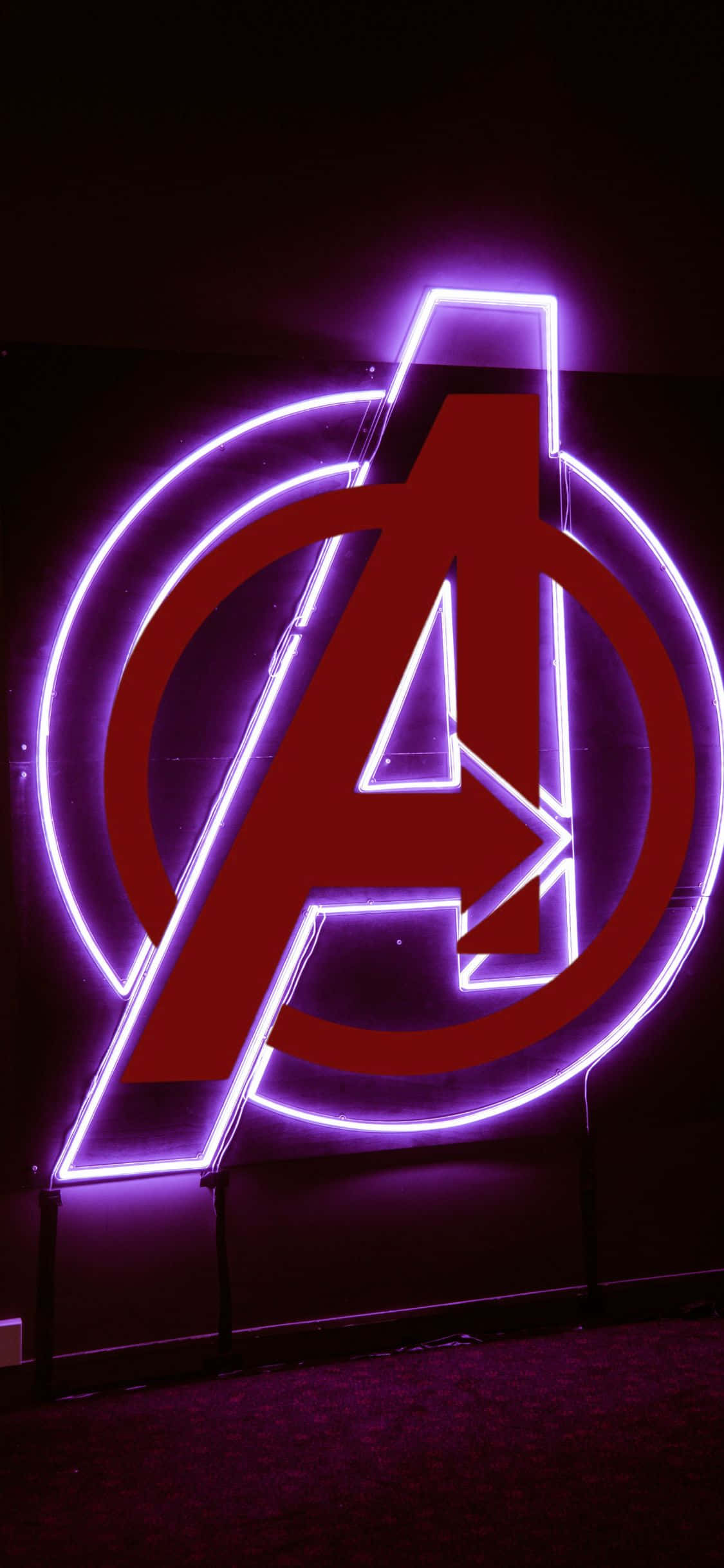 iPhone XS Fundal Roșu Logo Avengers Fundal