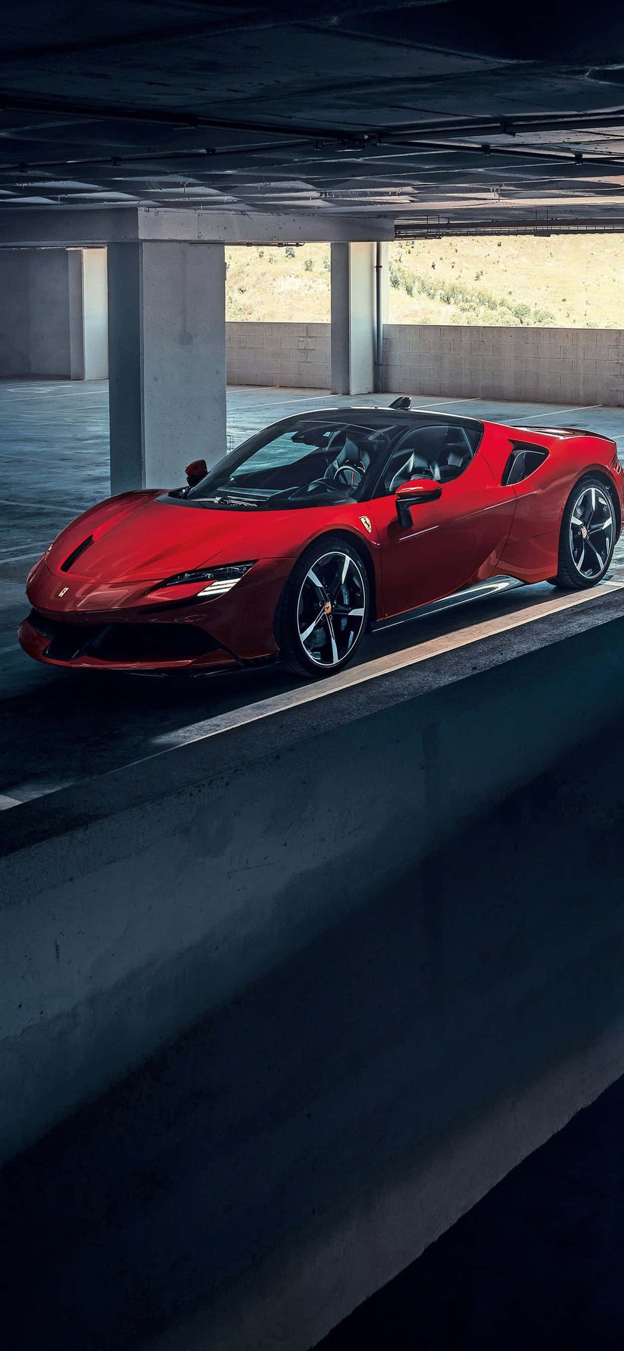iPhone Xs Max Ferrari Fundal Ferrari Roșu SF90 Stradale În Parcare Fundal