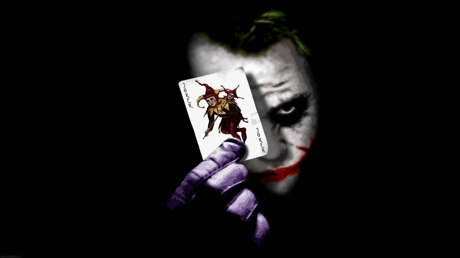 Joker Ținând o Carte Fundal