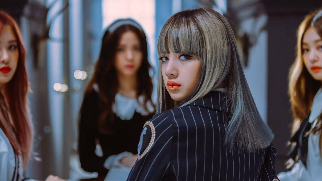 Ladies First - Cunoaște-le pe Cele Patru Fabuloase de la BlackPink Fundal
