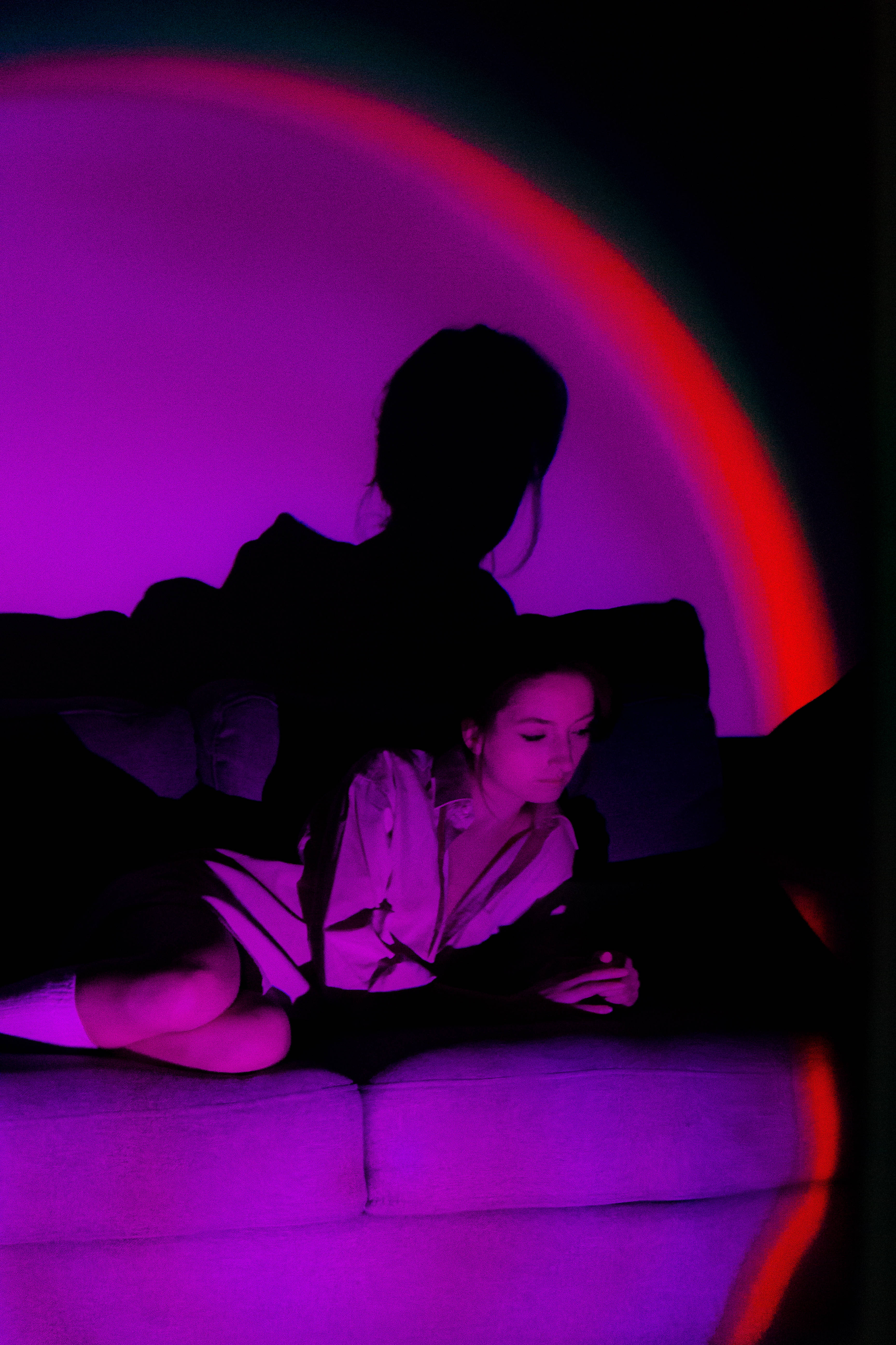Lampă de apus estetică violet neon Fundal