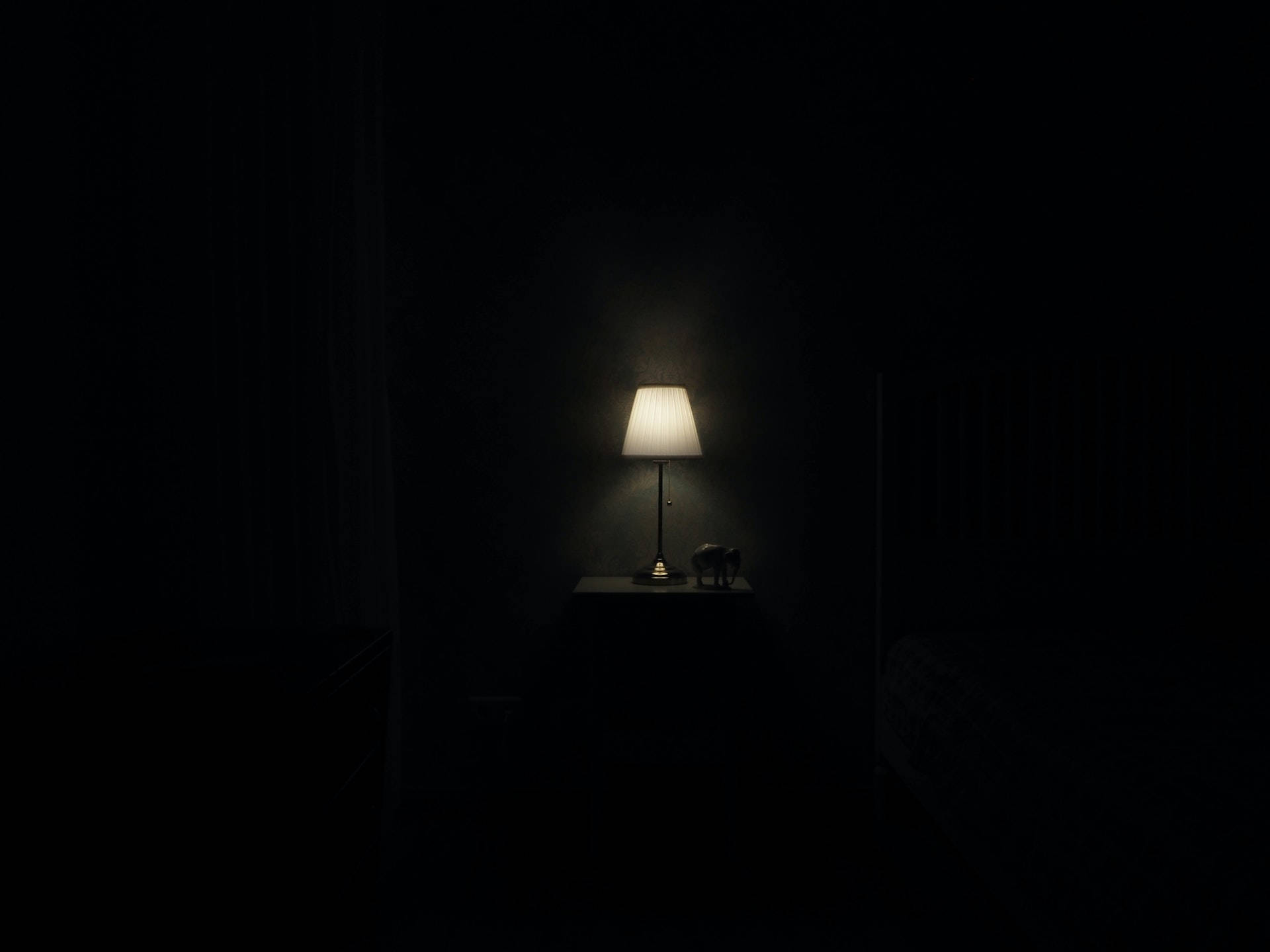 Lampă întunecată HD 1920x1080 Fundal