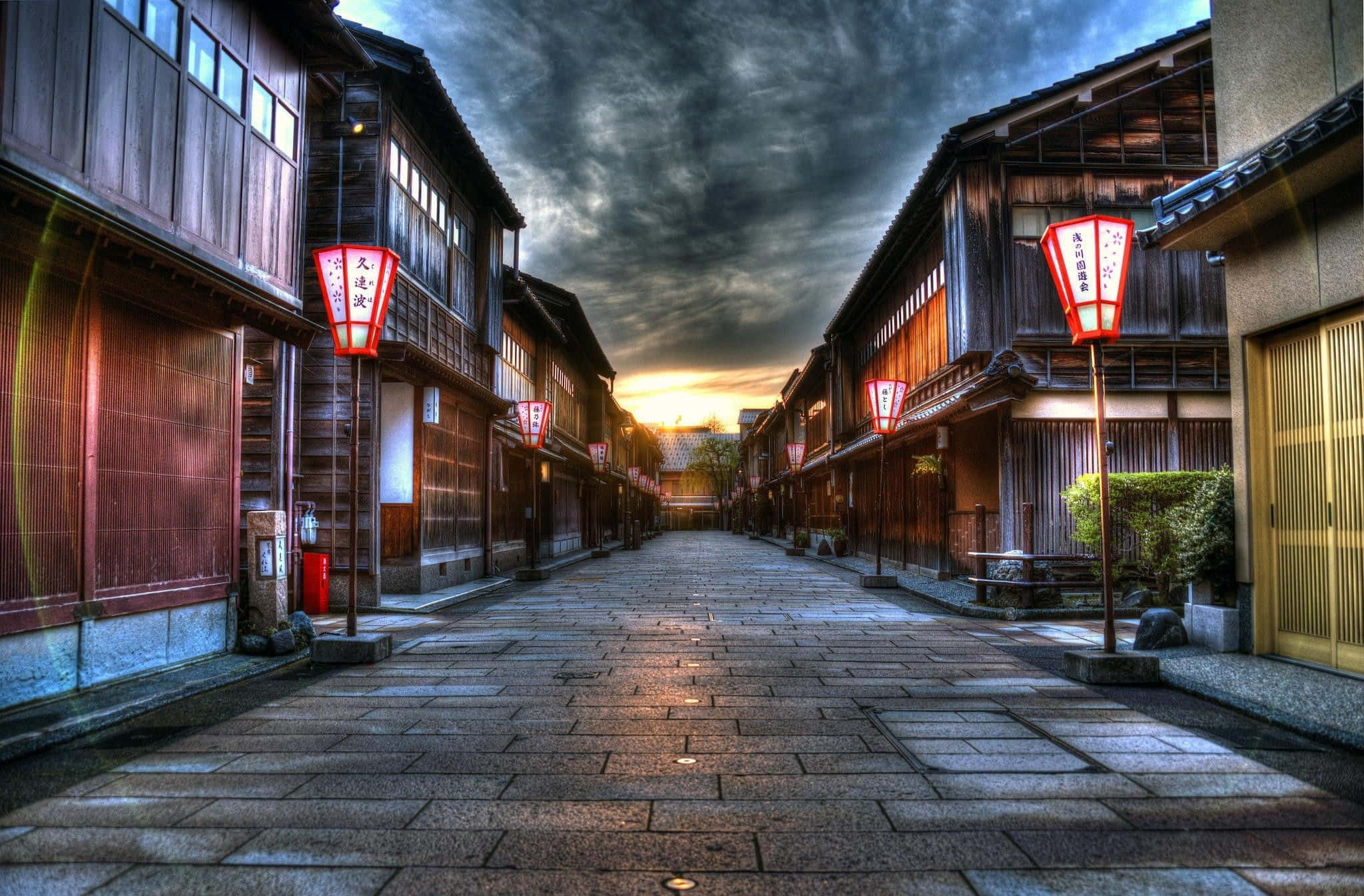 Lămpi de stradă pe drum în Japonia Fundal