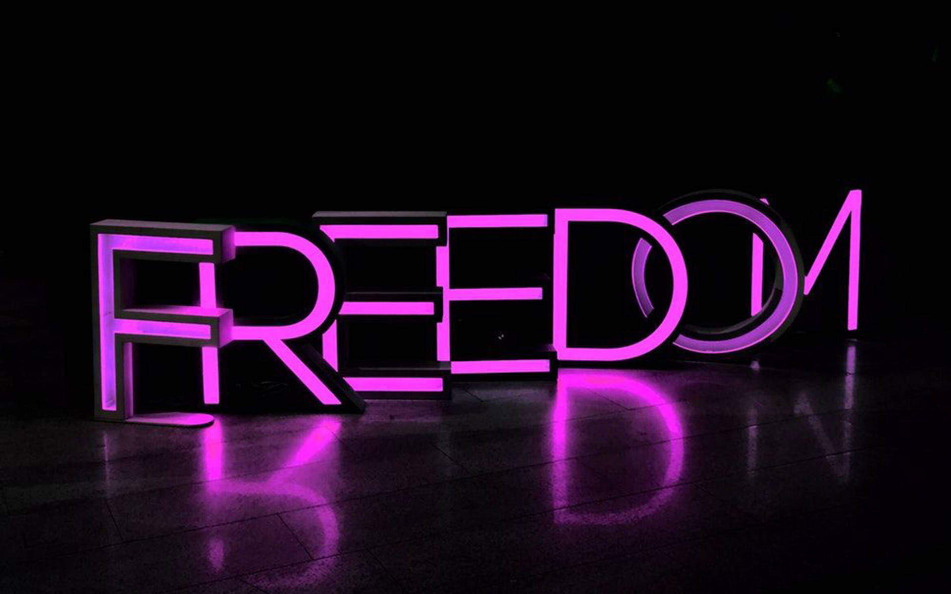 Libertate Estetică Neon Violet Fundal