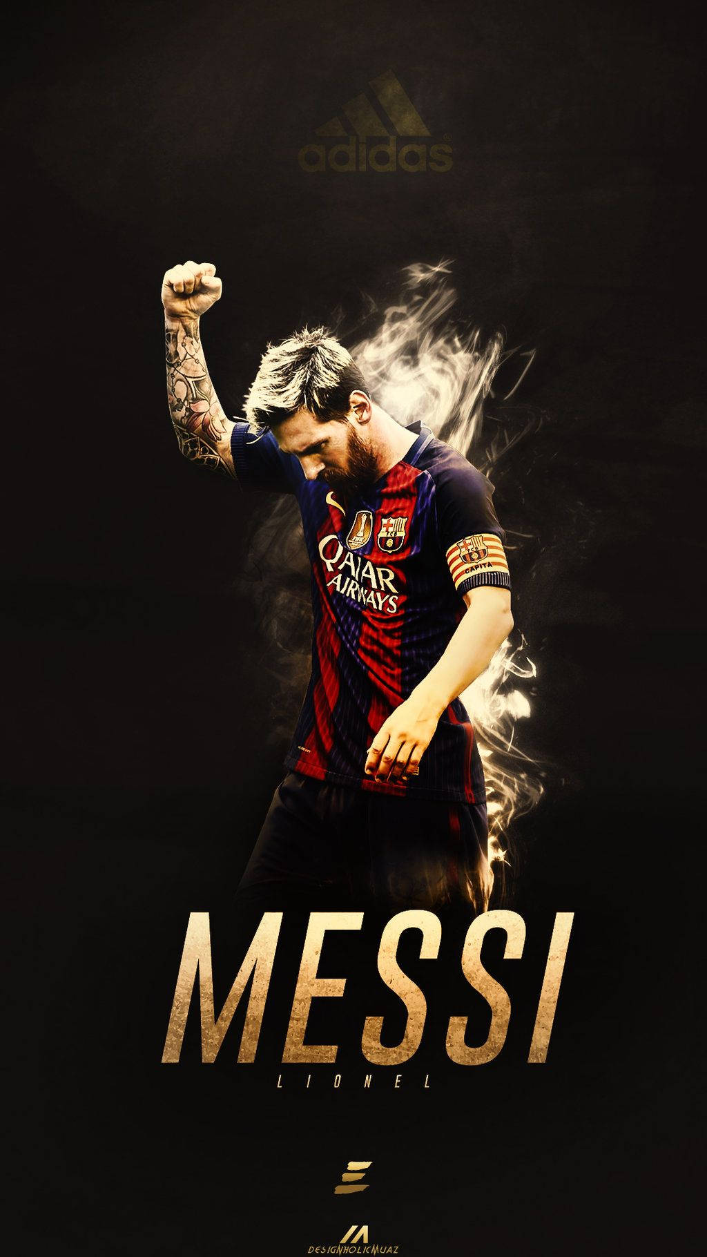 Lionel Messi sărbătorește după ce marchează. Fundal