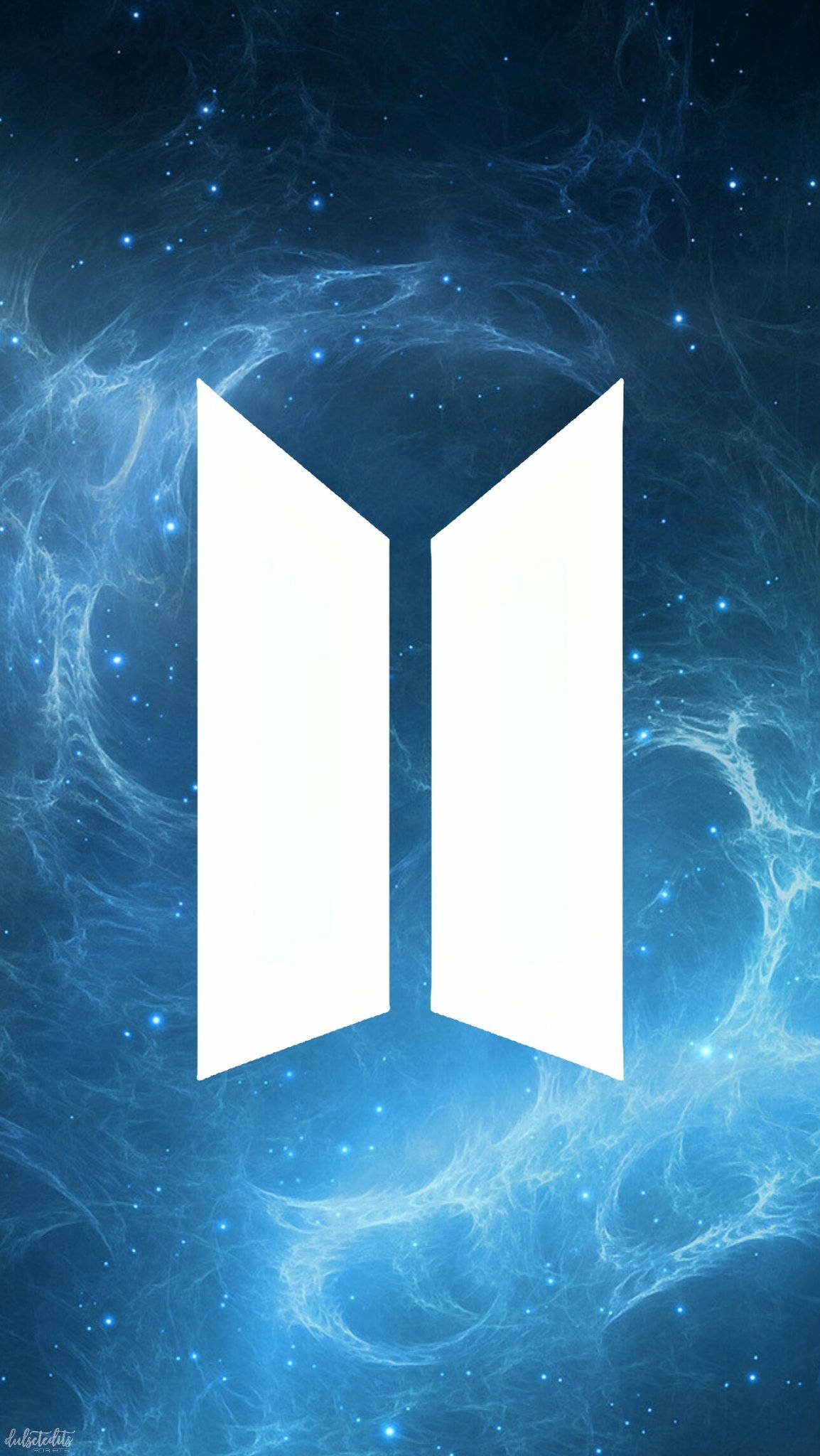 Logo BTS în albastru Fundal