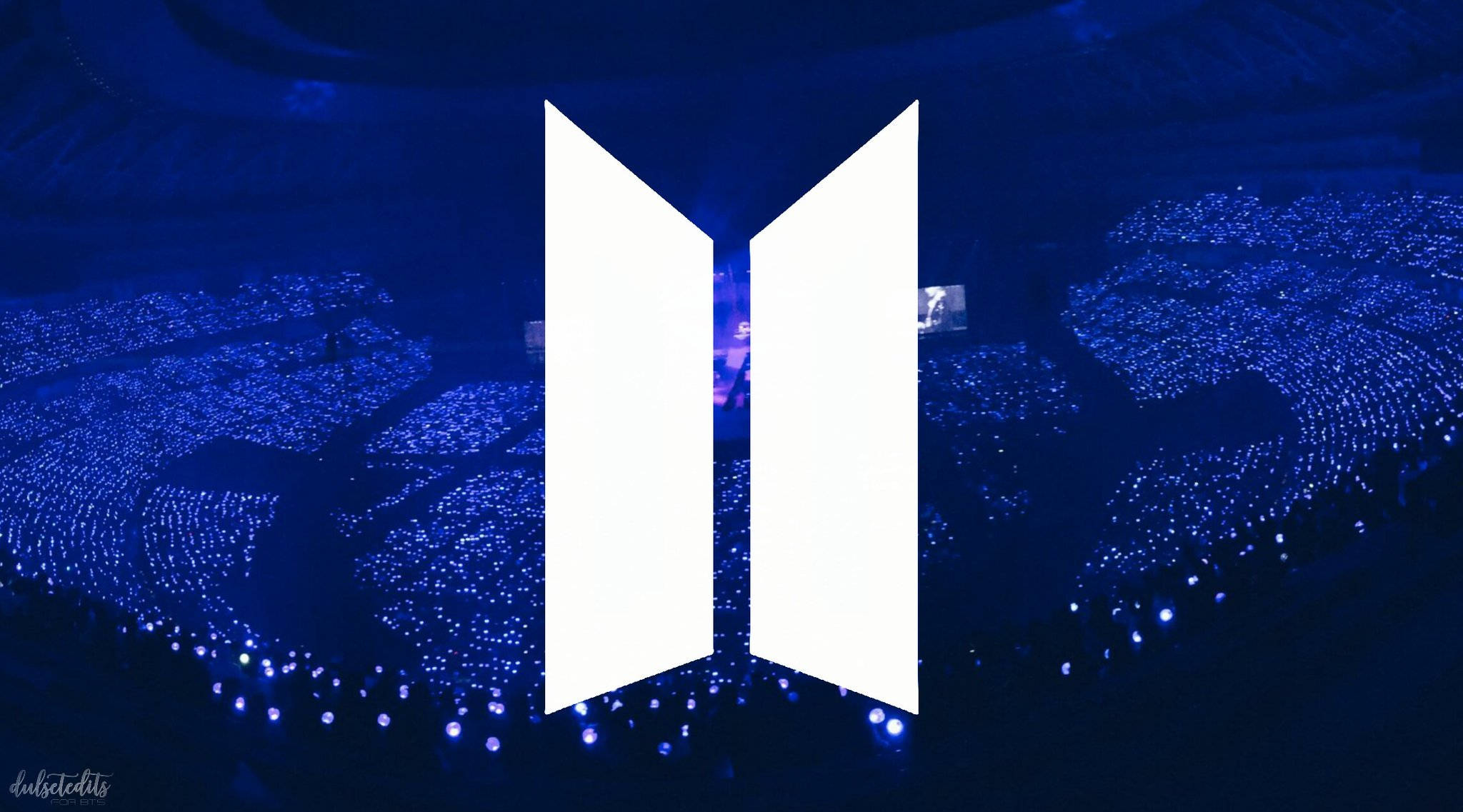 Logo BTS în Concert Fundal