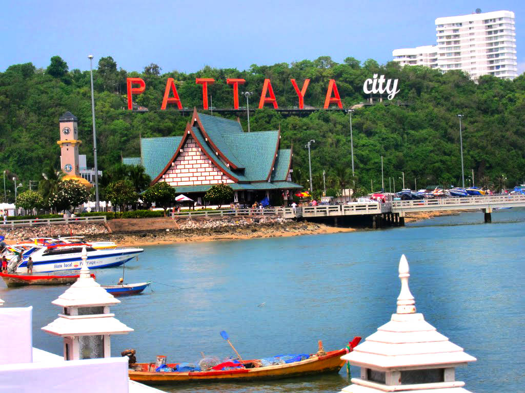Malul orașului Pattaya Fundal