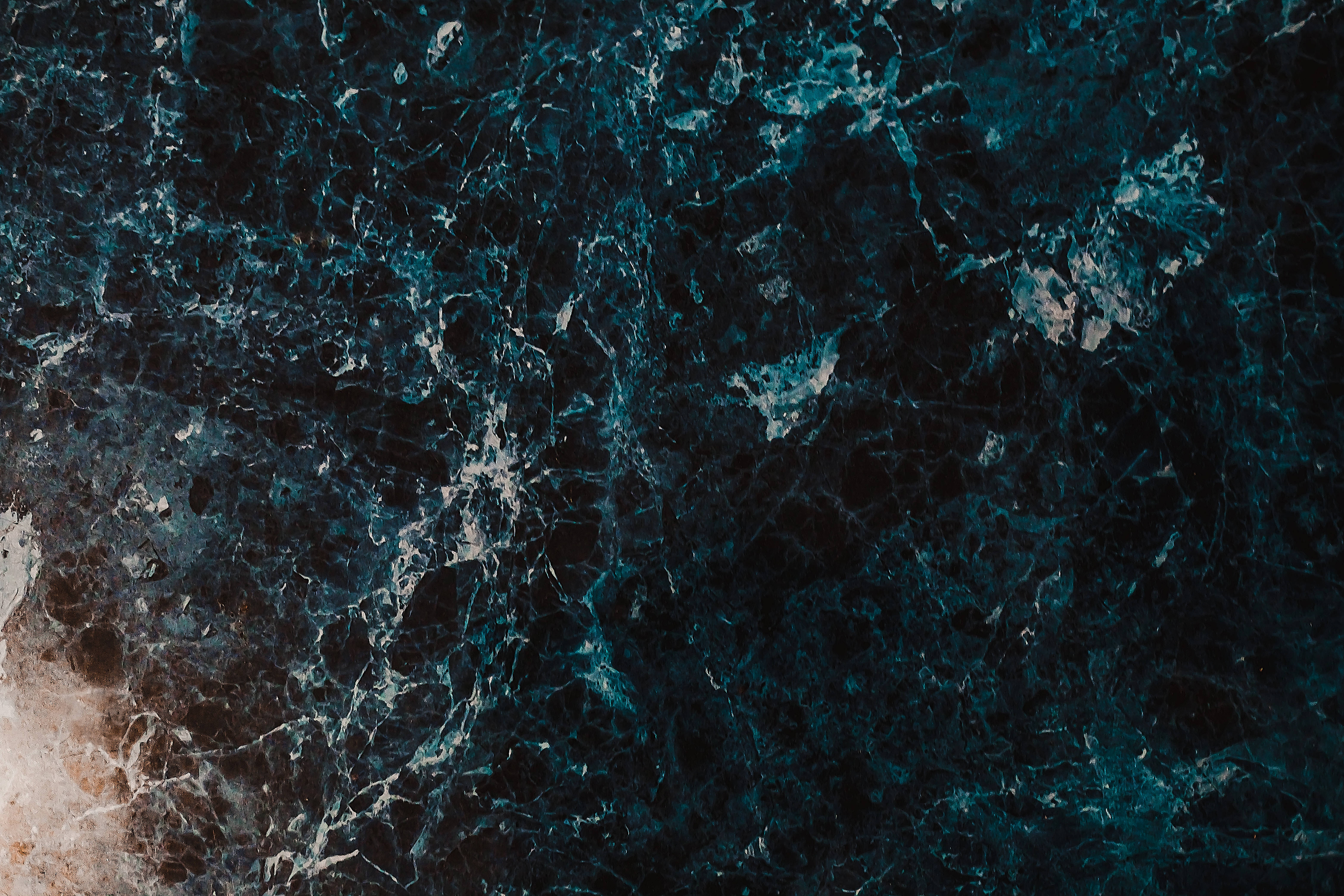 Marmură abstractă verde închis calcar 4K Fundal