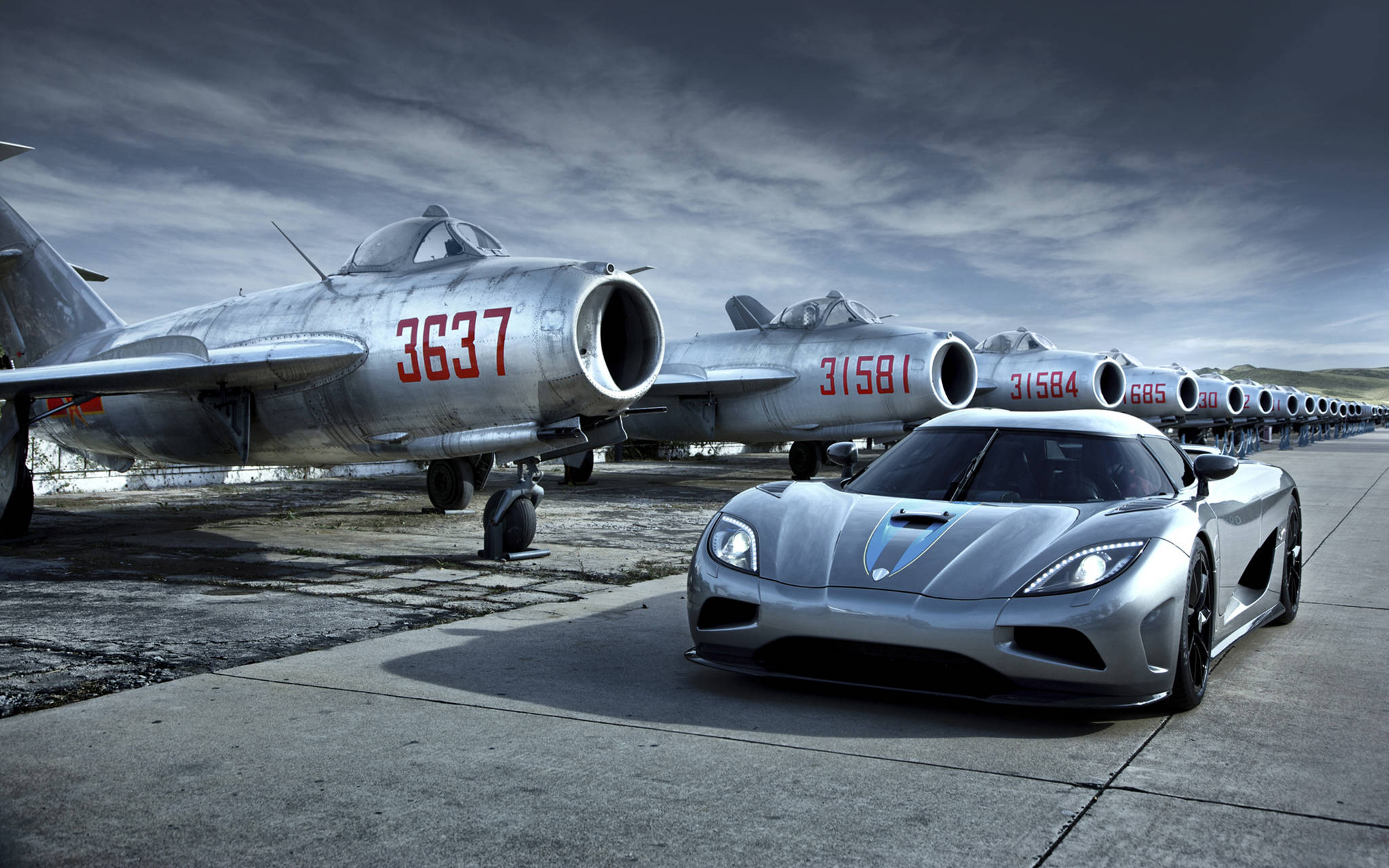 Mașină Cool Koenigsegg Gri Fundal
