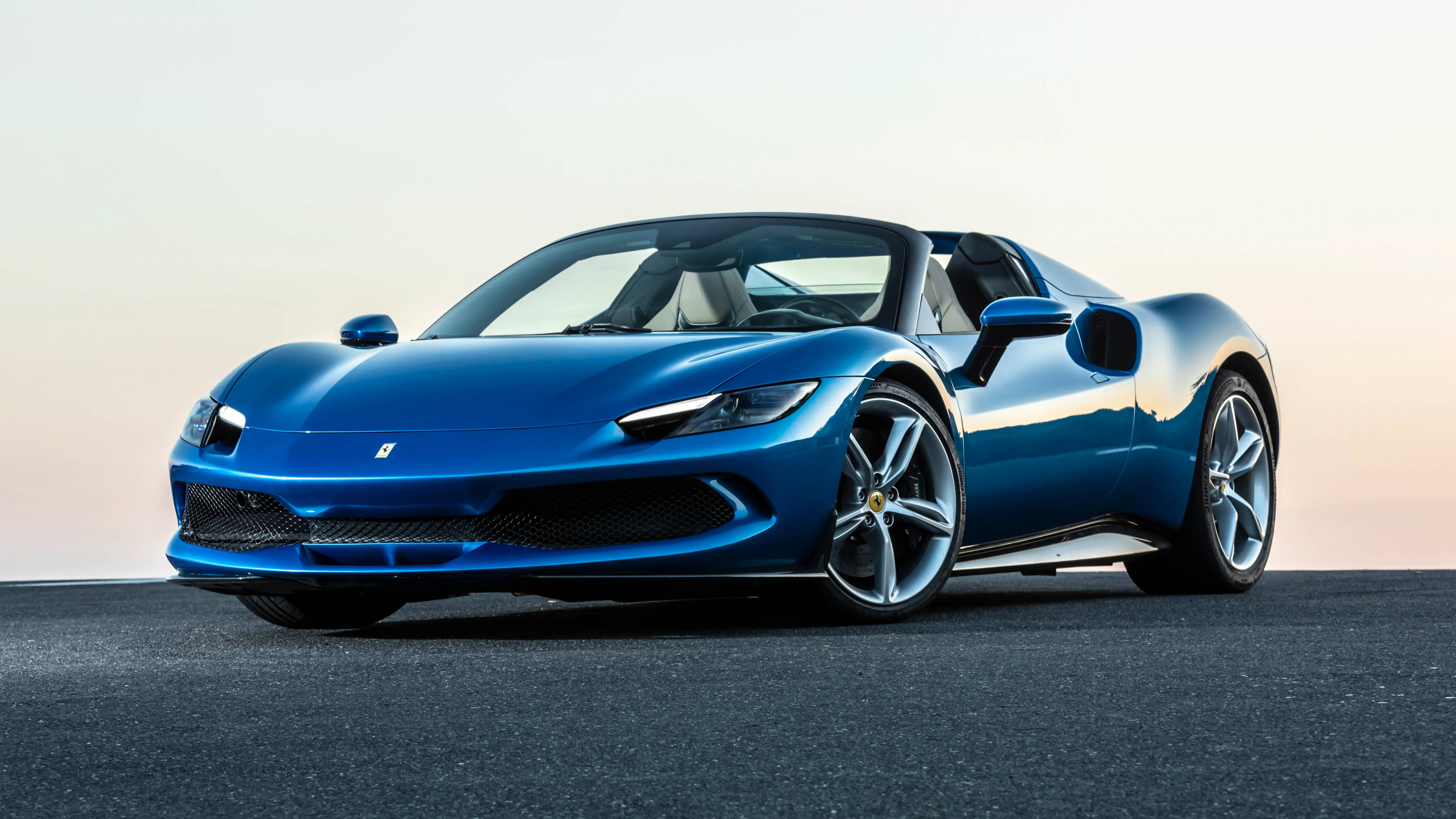 Mașină Ferrari Albastră 5120X1440 Fundal