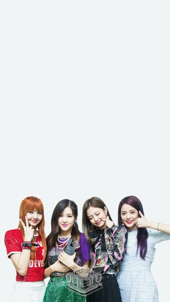 Membrele Blackpink în spațiu negativ alb Fundal