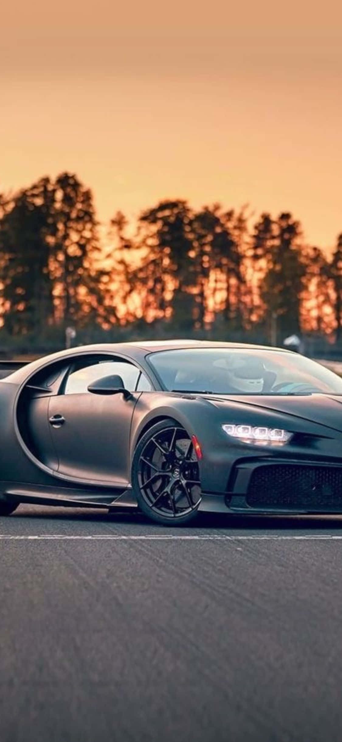 Mergi Mai Repede cu iPhone XS și Bugatti Fundal