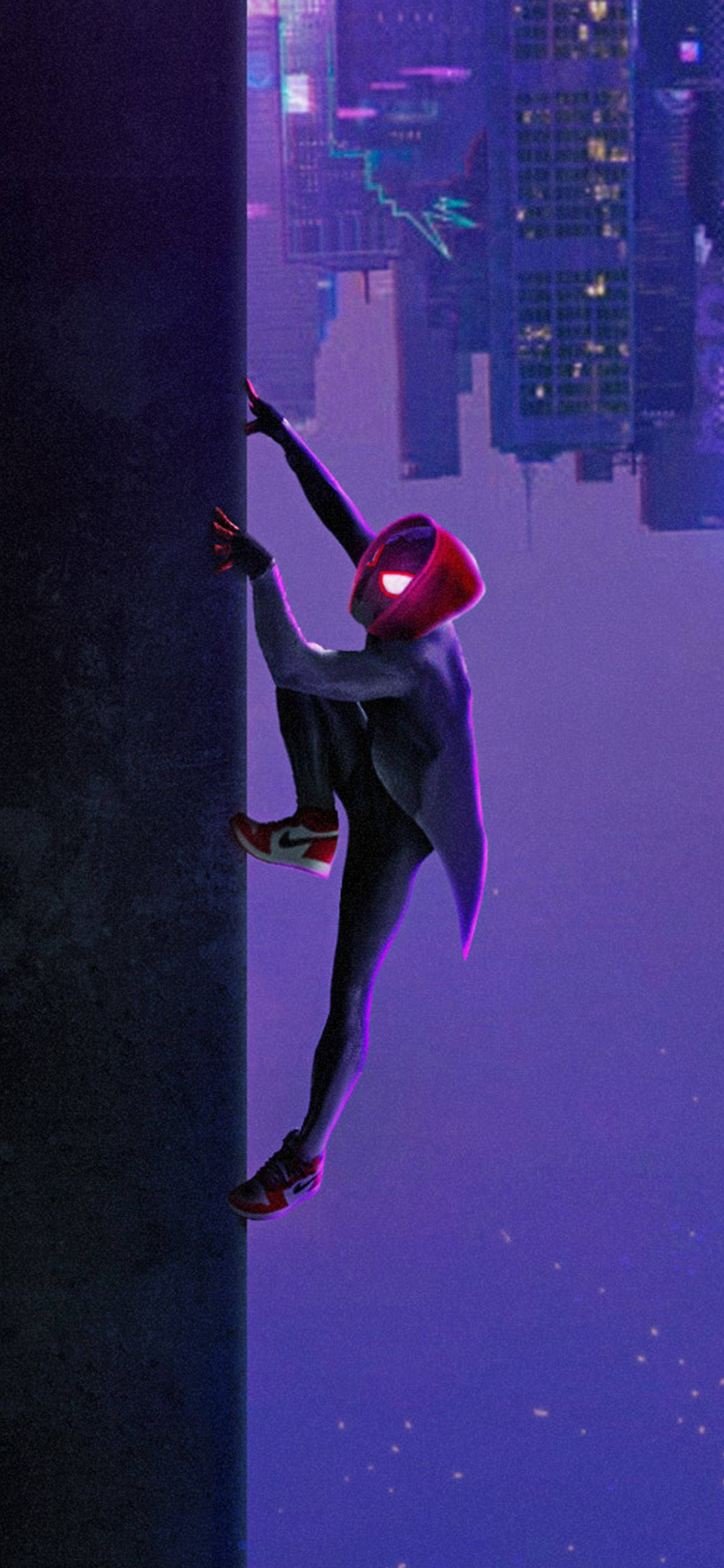 Miles Morales în Spider Man: Into the Spider-Verse Fundal