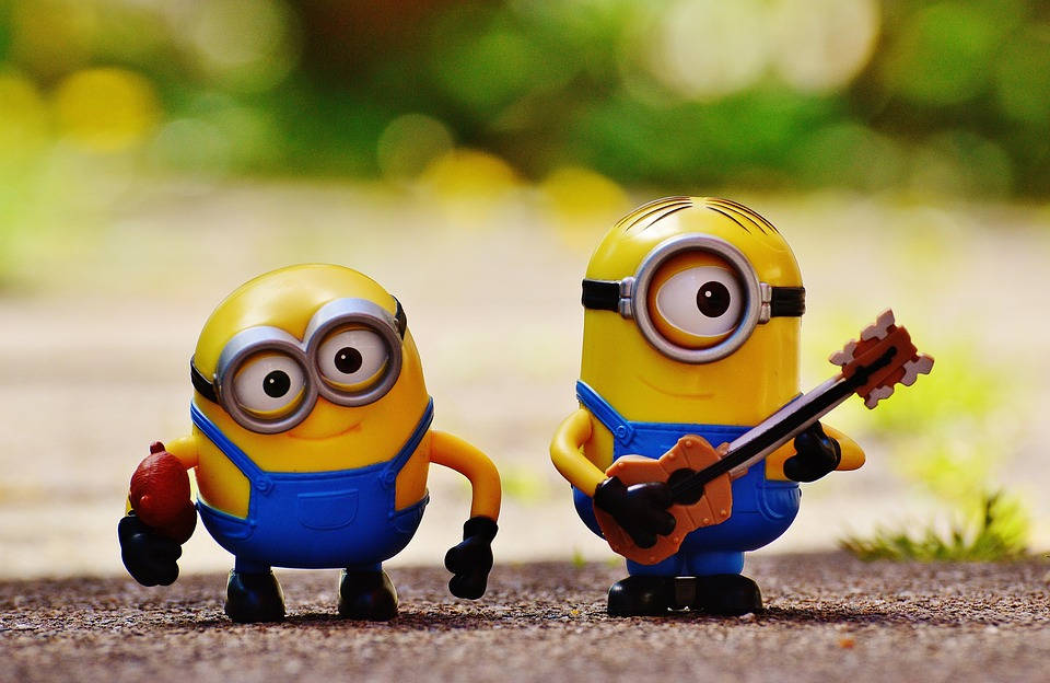 Minionii Bob și Stuart Muzică Drăguță Chitară Fundal