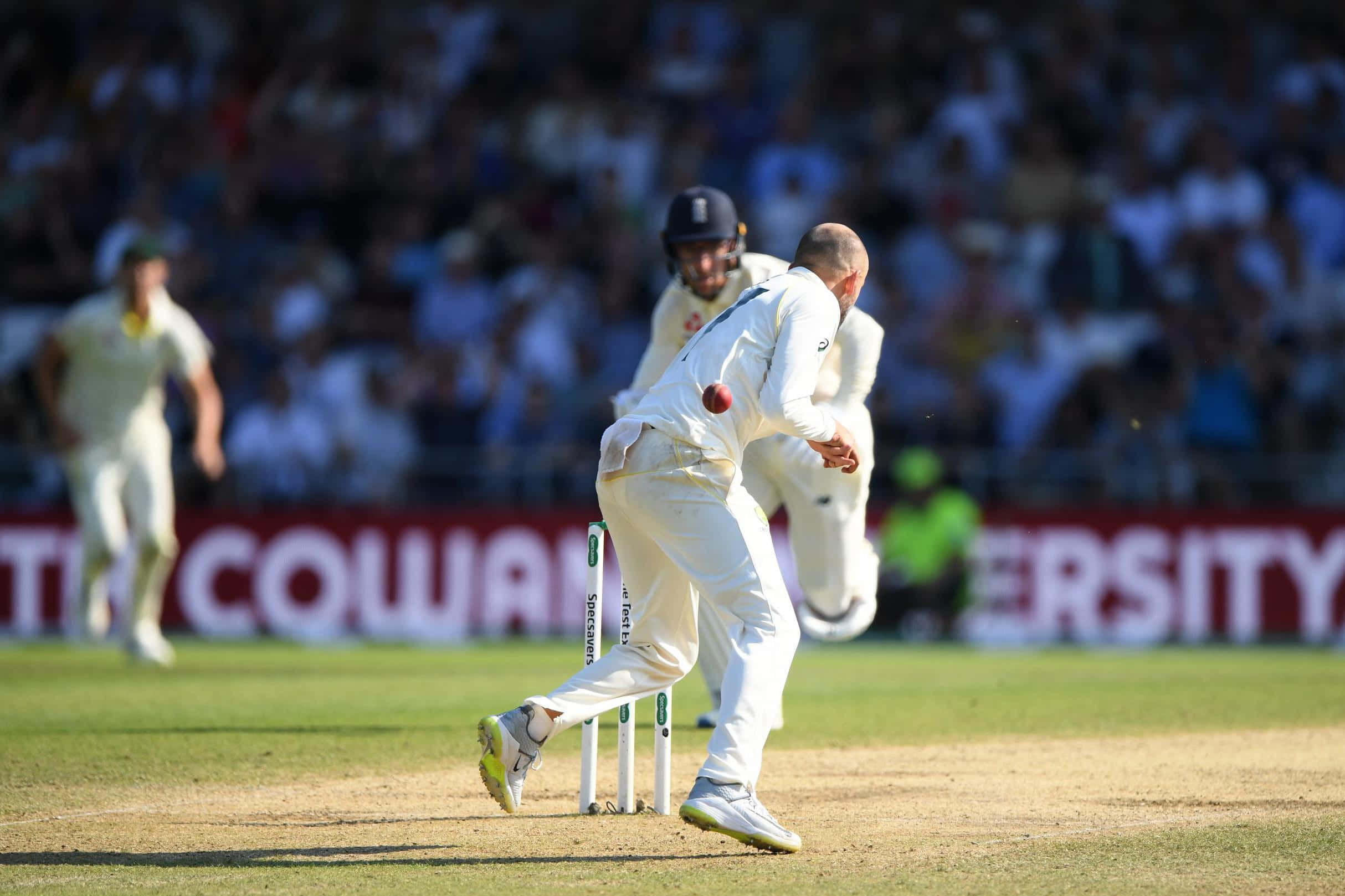 Nathan Lyon Fundal