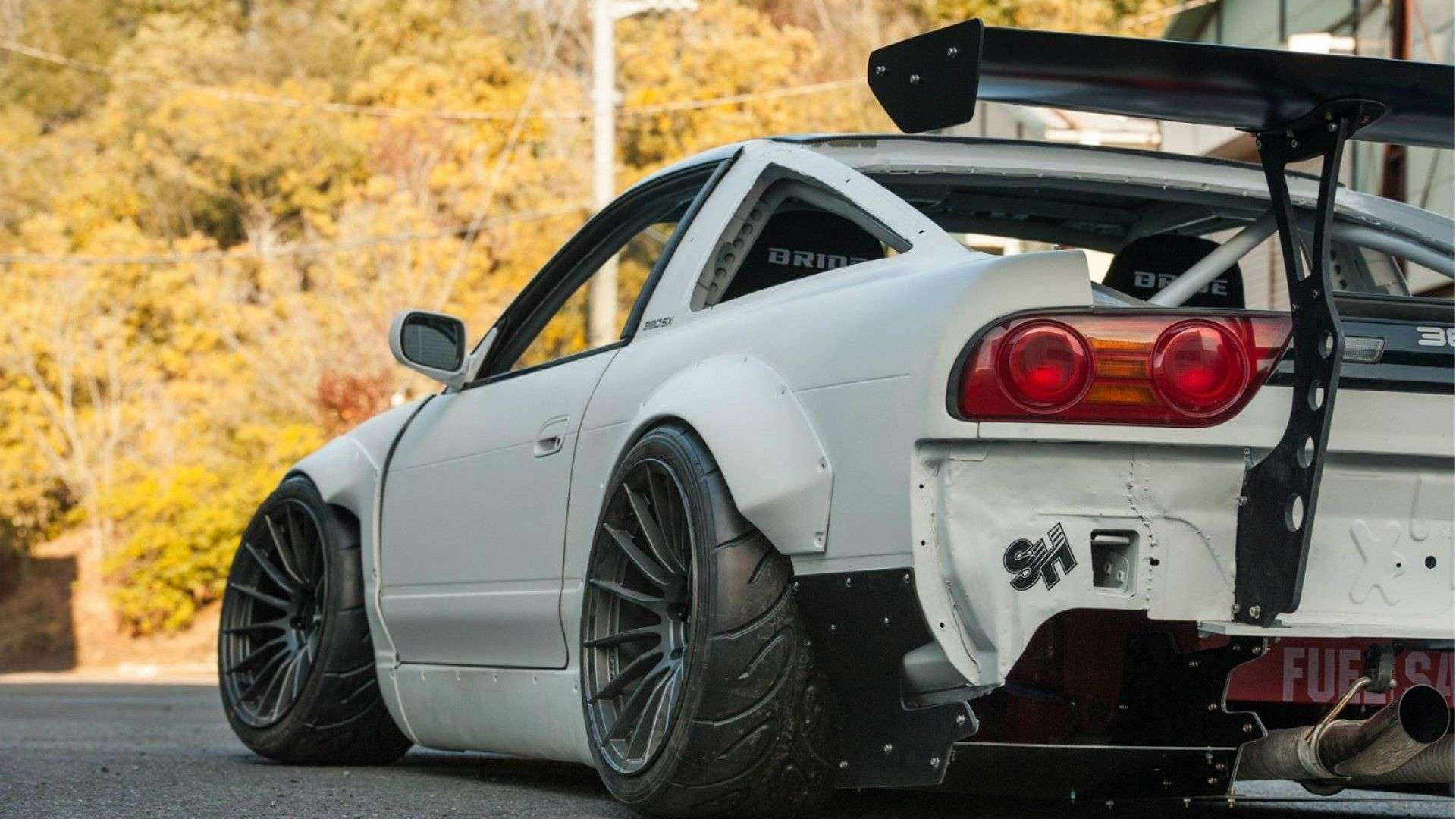 Nissan 200SX cu estetică JDM Fundal