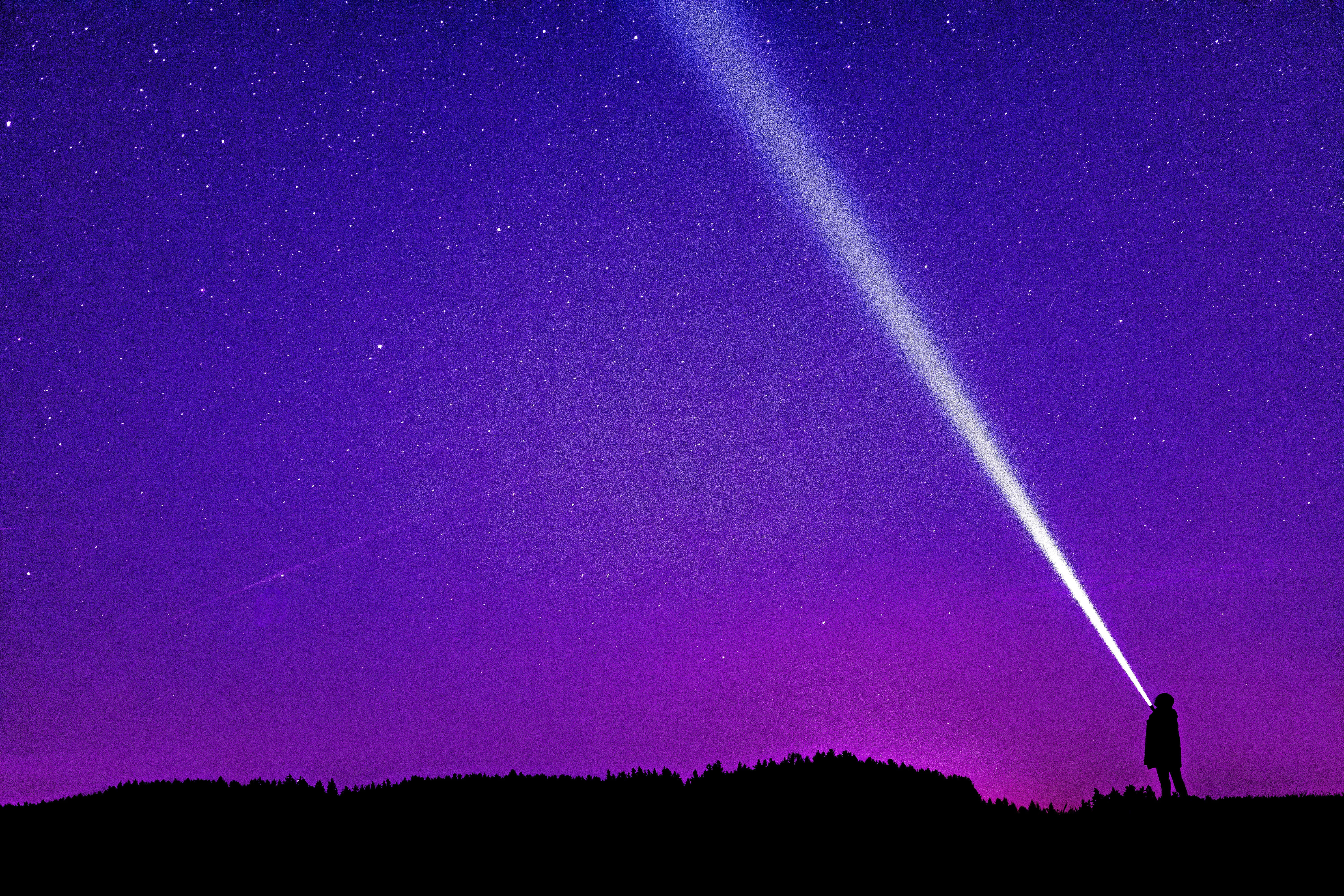 O estetică misterioasă de un violet închis. Fundal