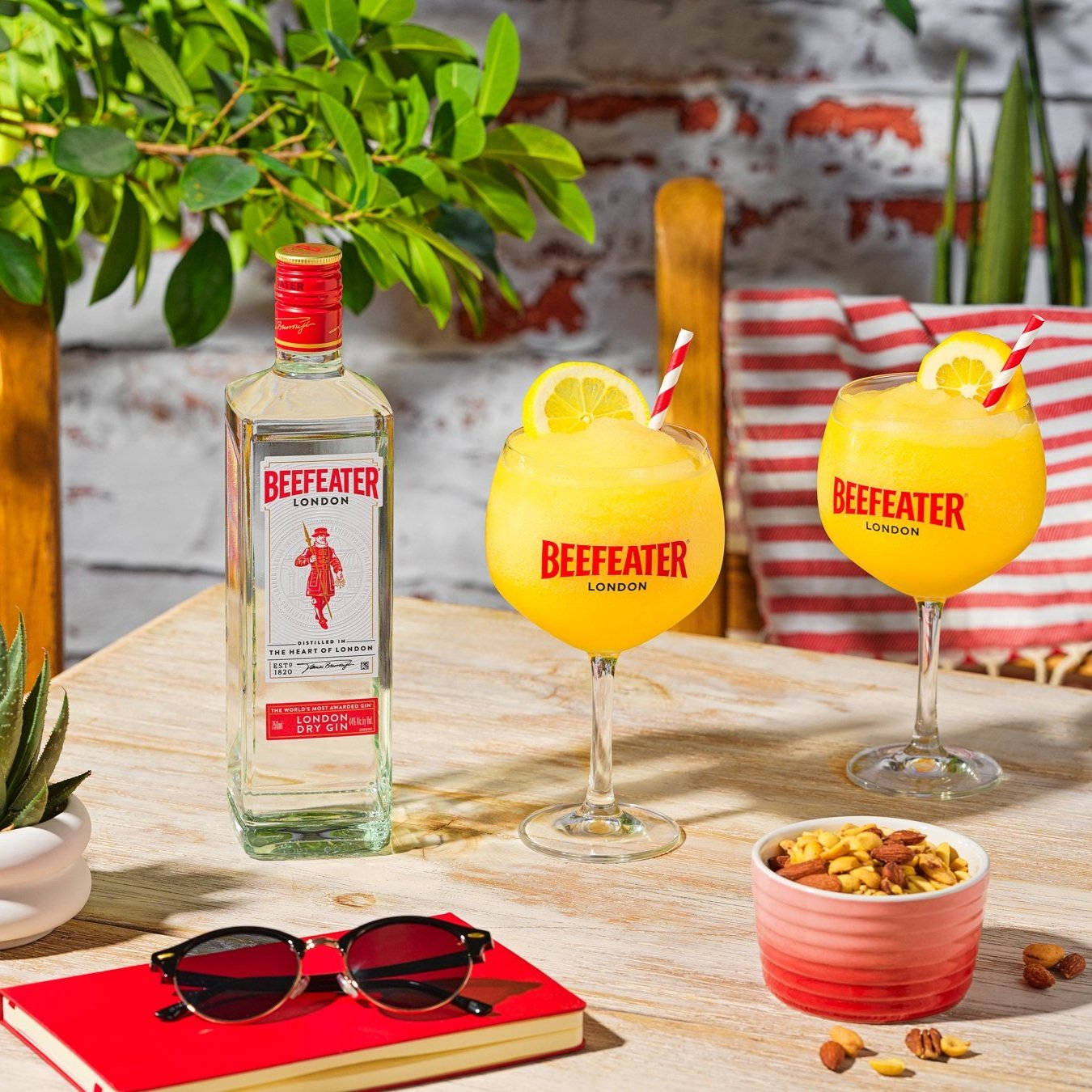 Ochelari de soare Beefeater Summer Fundal