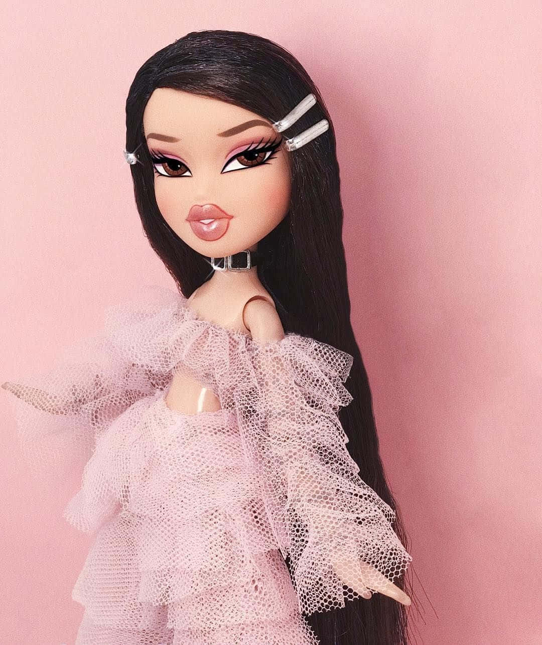 Păpușă Bratz Jade Roz Estetică Fundal