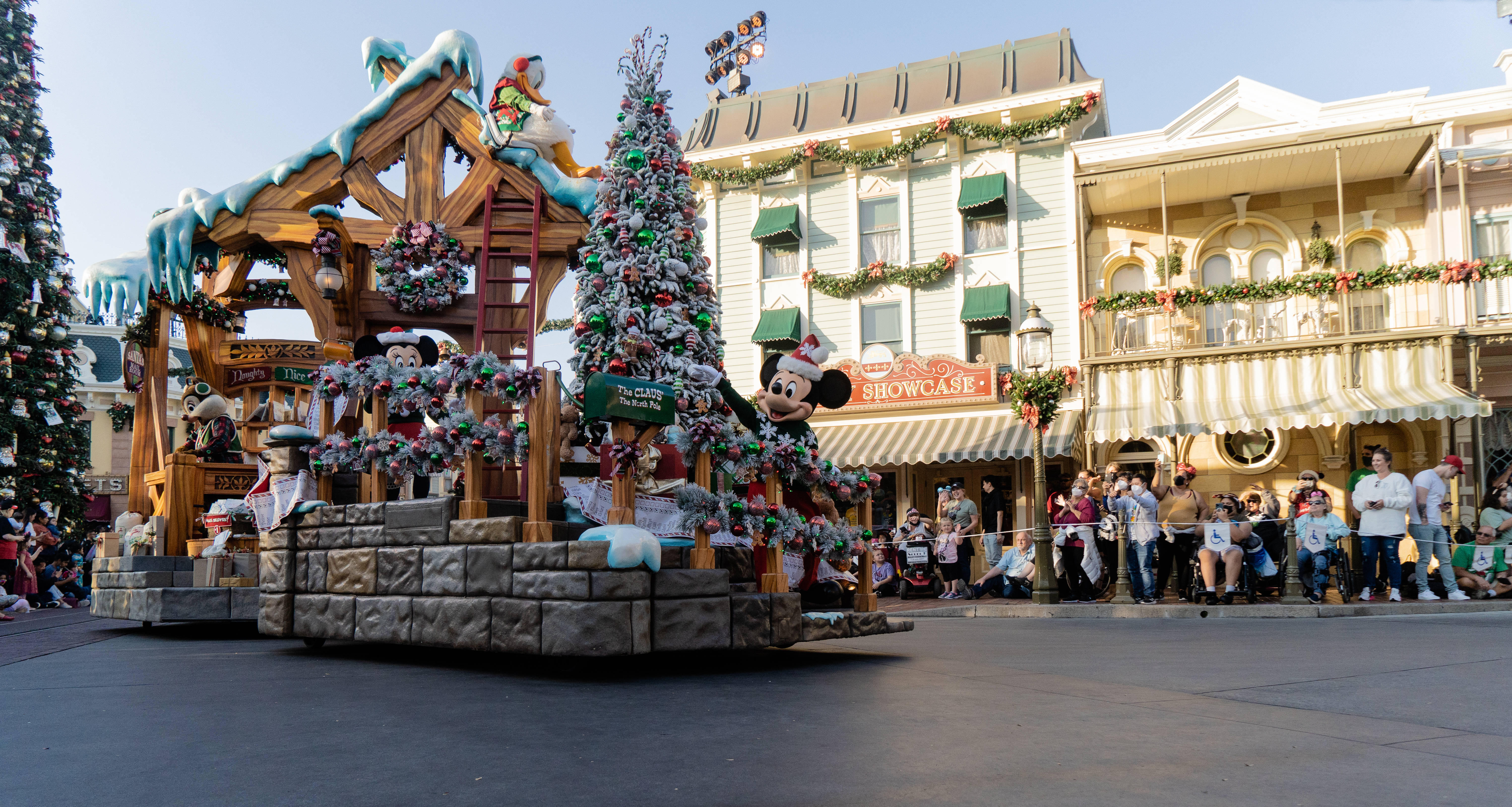 Parada Satului de Crăciun Disney Fundal