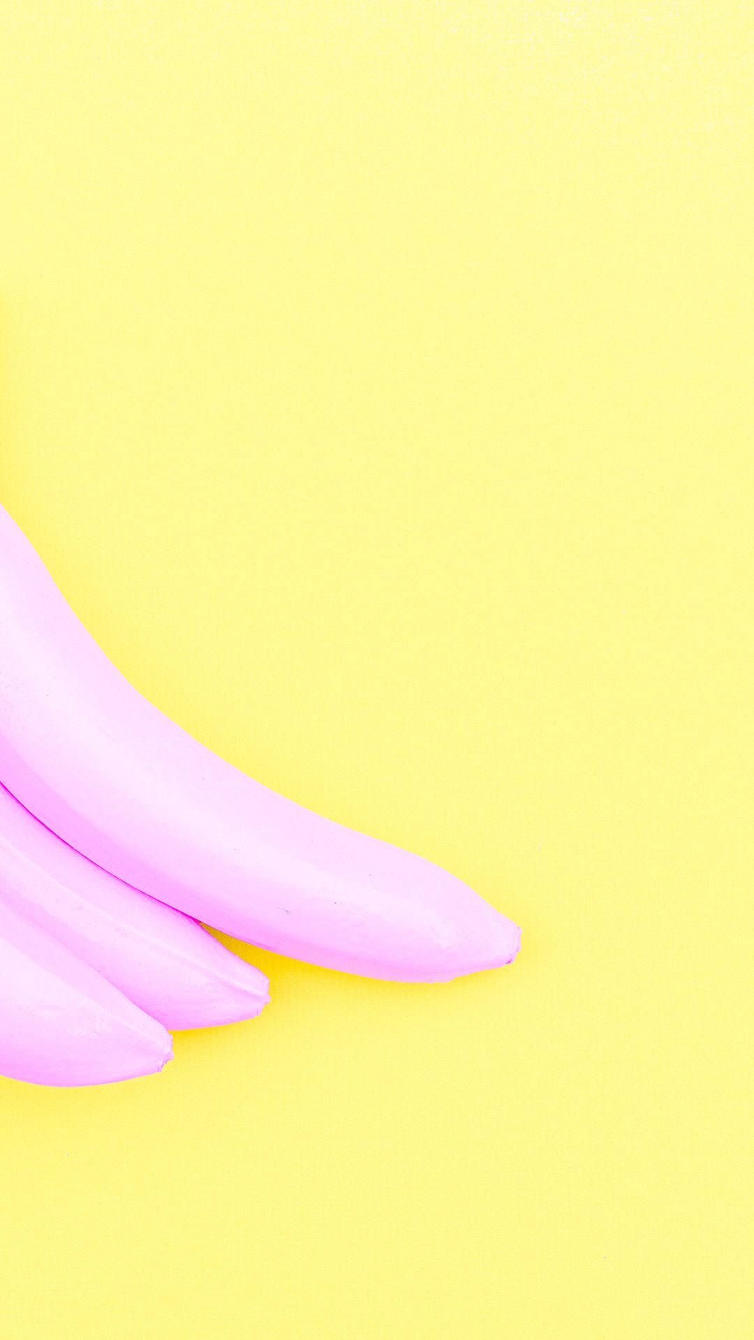 Pastel Galben Estetic cu Banană Roz Fundal