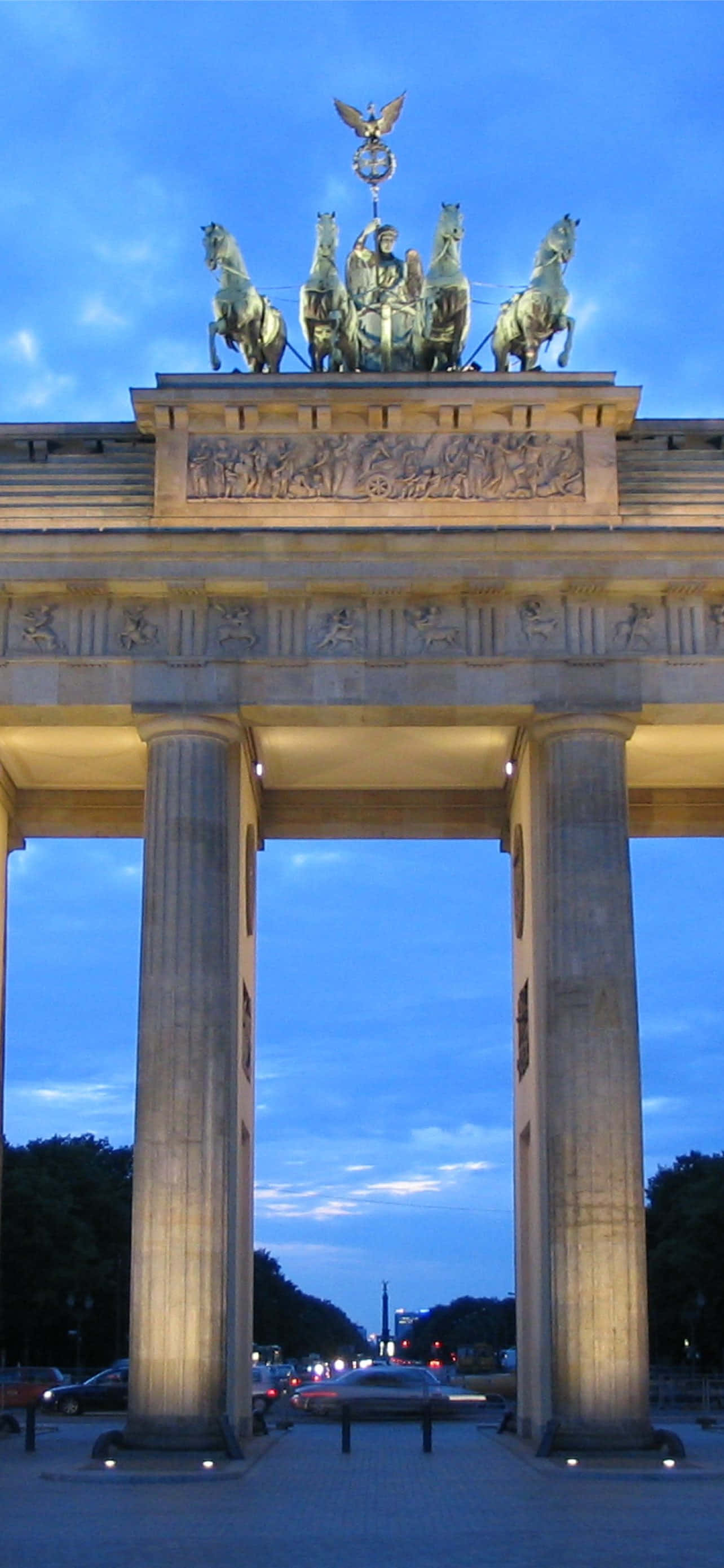 Brandenburg Gate Quadriga Bright Blue Sky Fundal