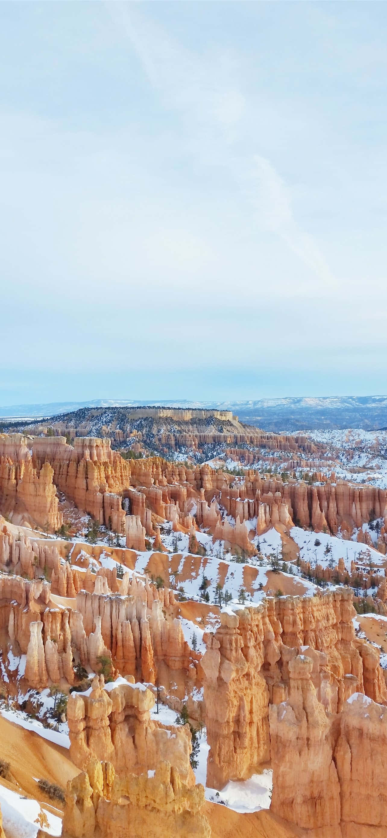 Podisul și formațiunile rocă de la Bryce Canyon National Park Fundal