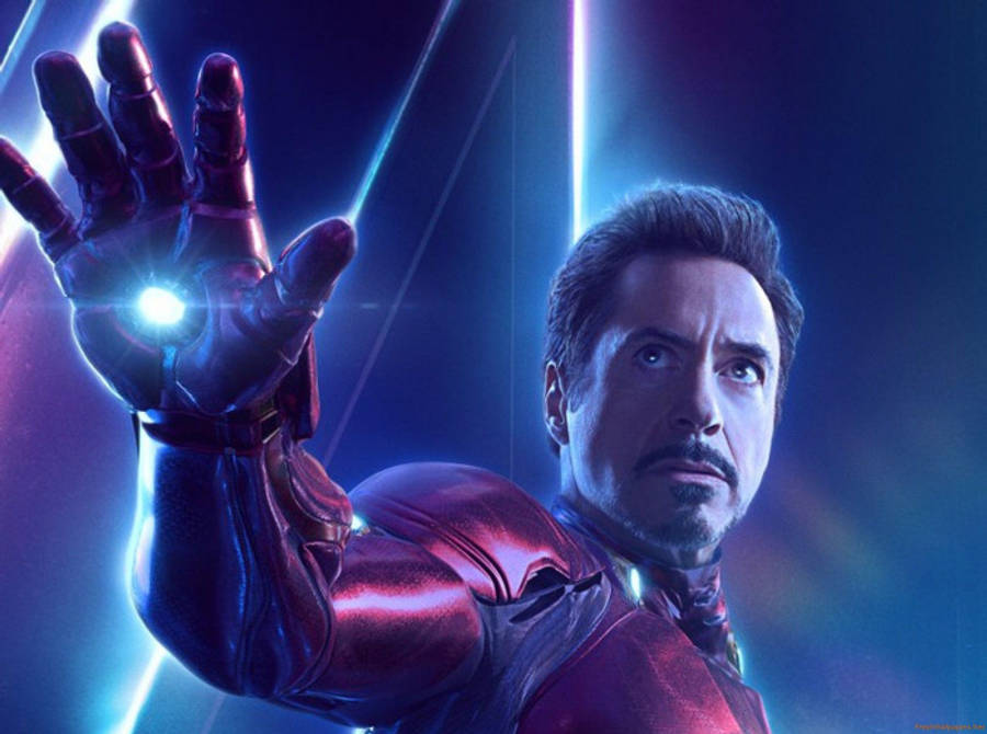 Poster cool Avengers cu Iron Man Fundal