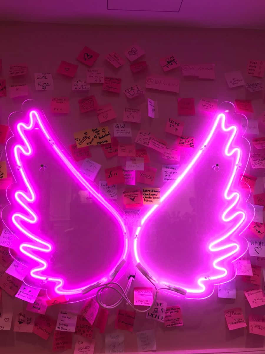 Poza cu aripi neon roz estetice Fundal