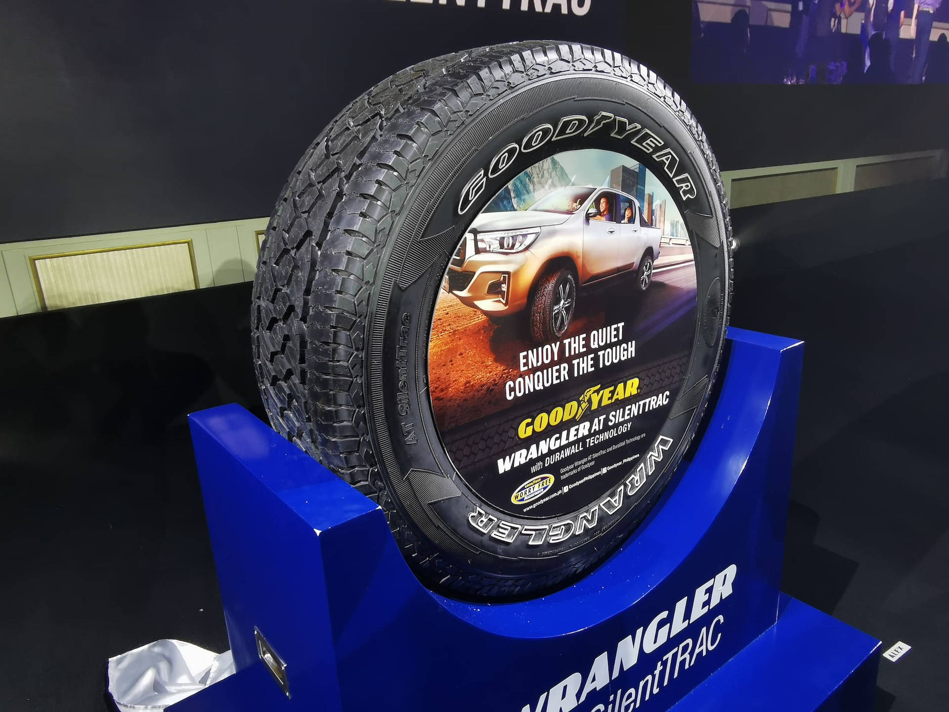 Prezentare Goodyear Wrangler — Mașini Fundal