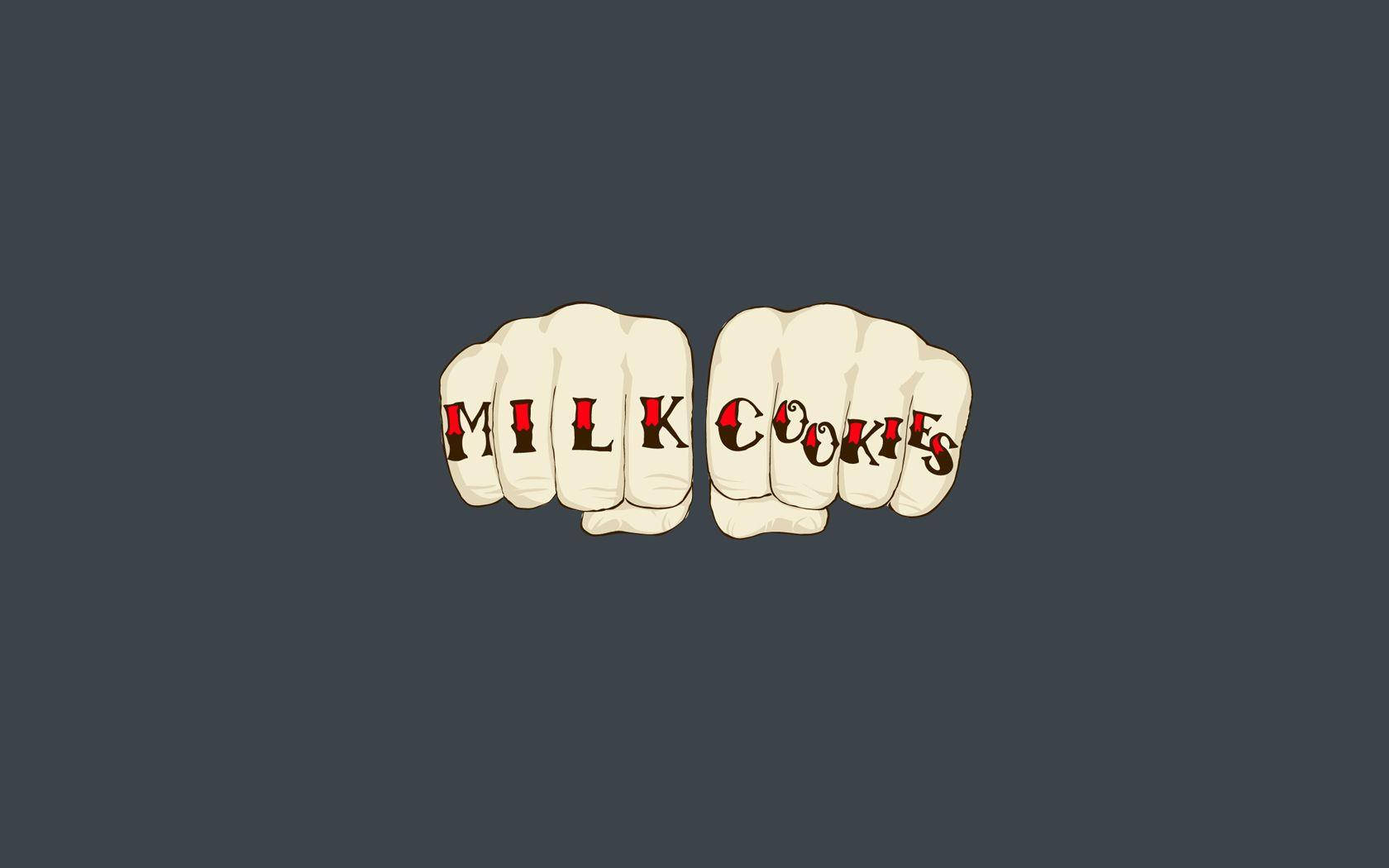 Pumni cu textul „milk cookies” imprimat – fundal pastel minimalist Fundal