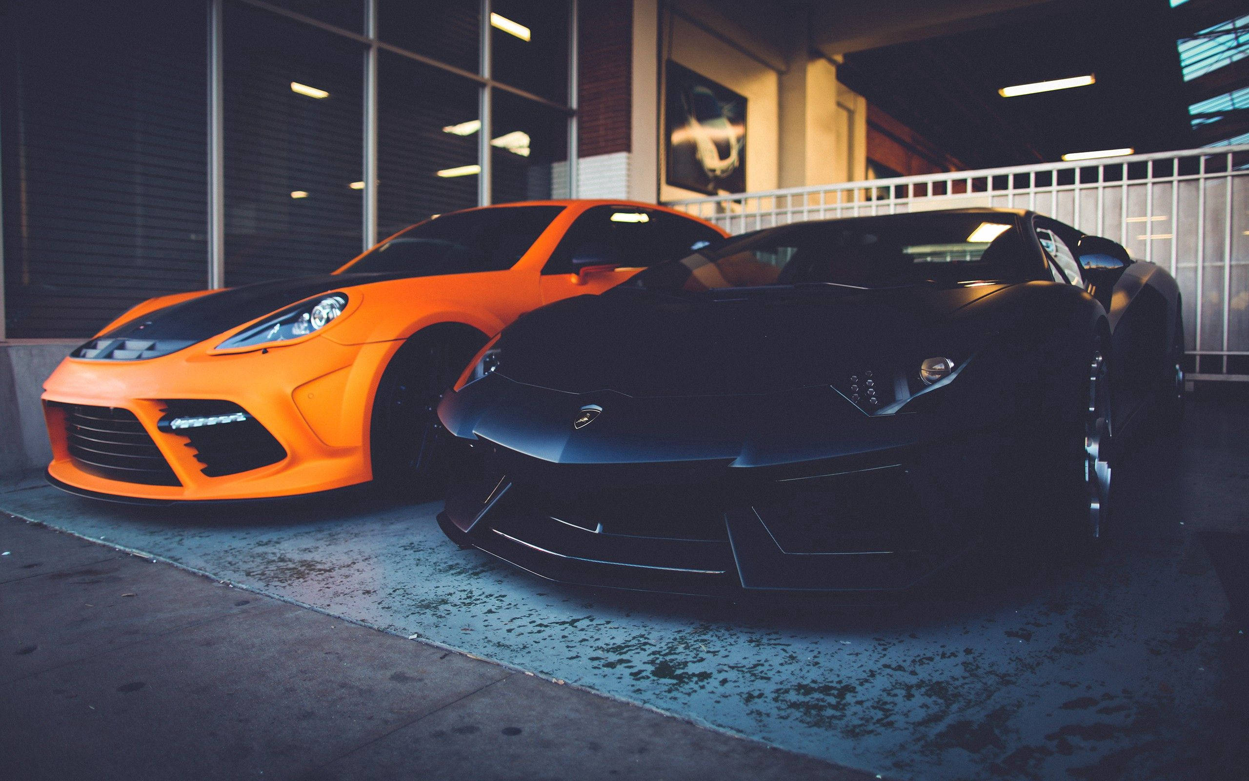 Putere și stil – două Lamborghini-uri de lux Fundal