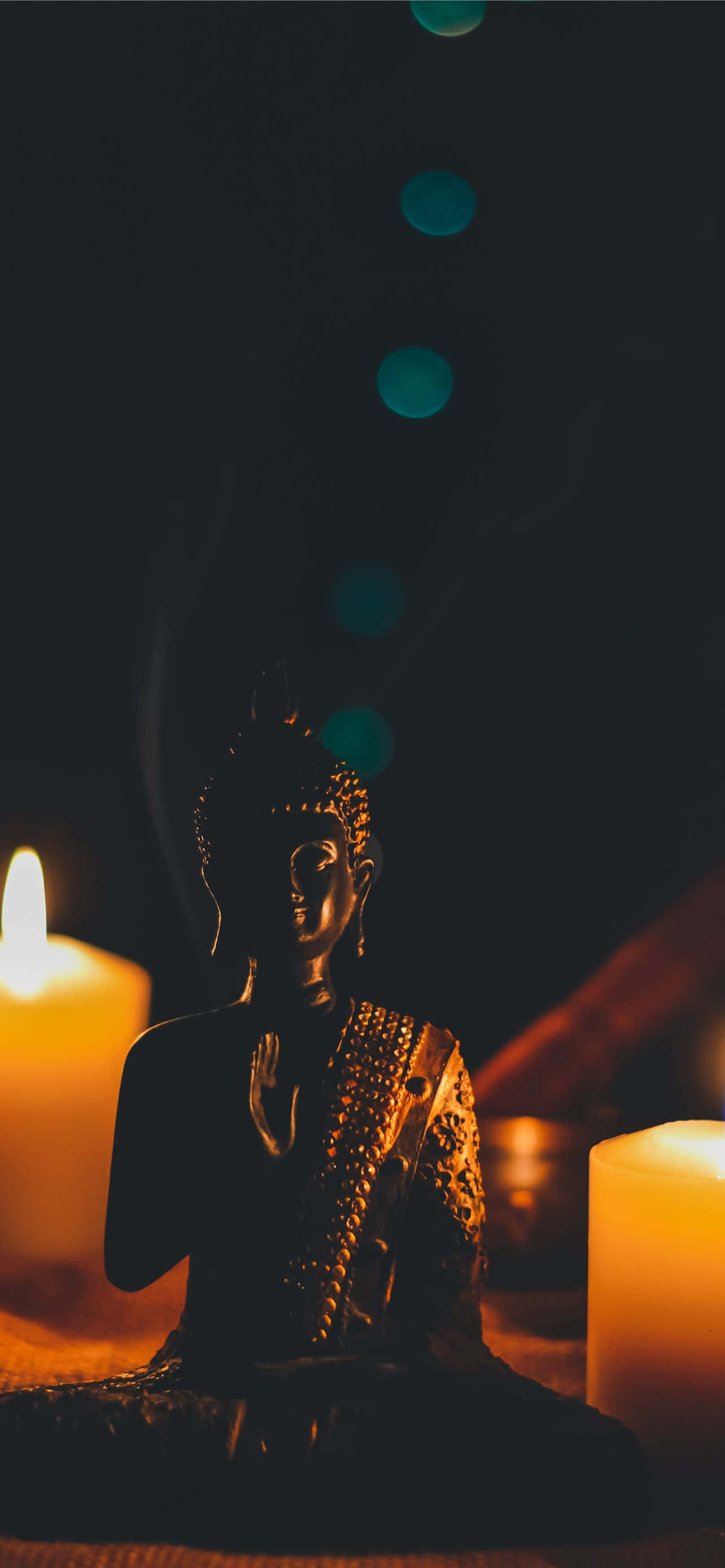 Reprezentare Majestuoasă a lui Buddha Iluminat Fundal