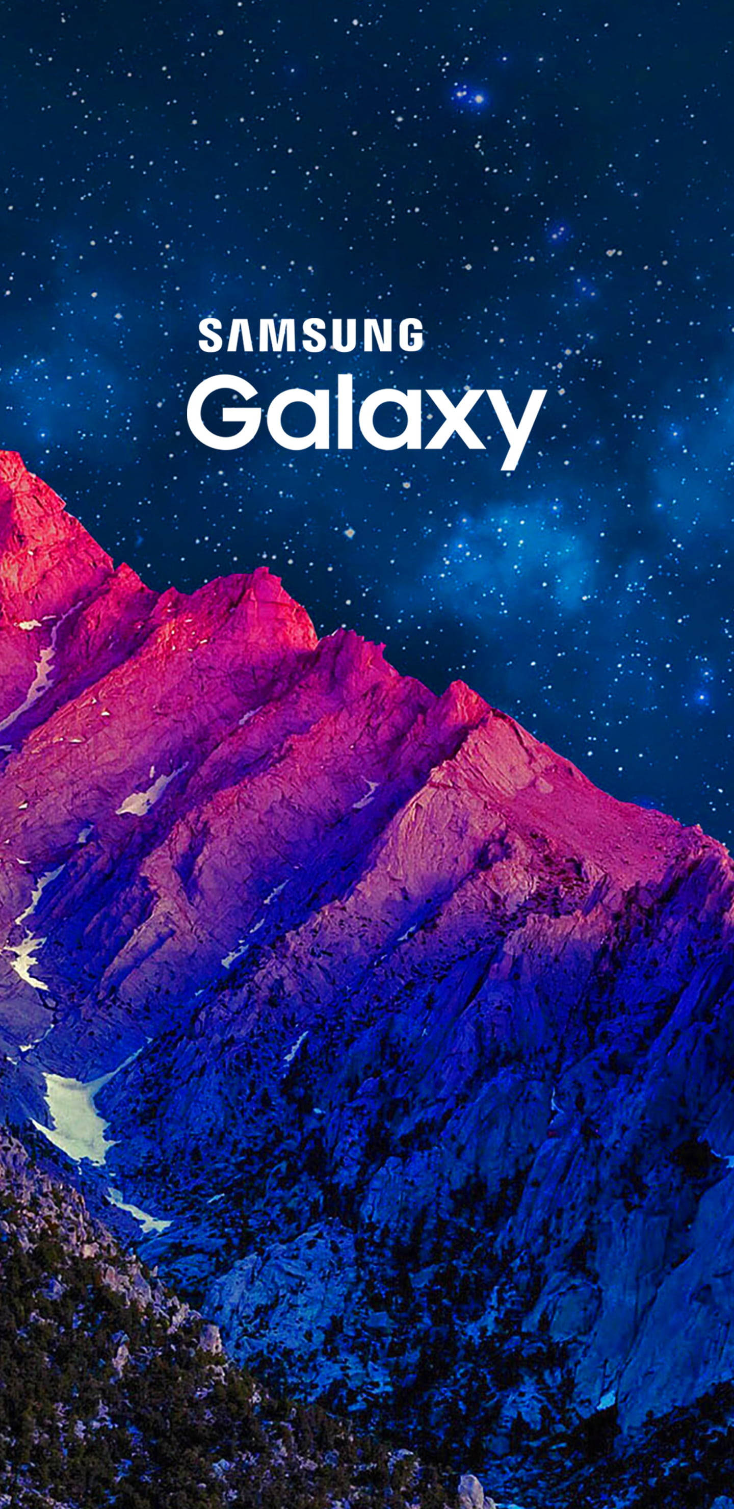 Samsung Galaxy J6 Iluminând Vârfurile Montane la Amurg Fundal