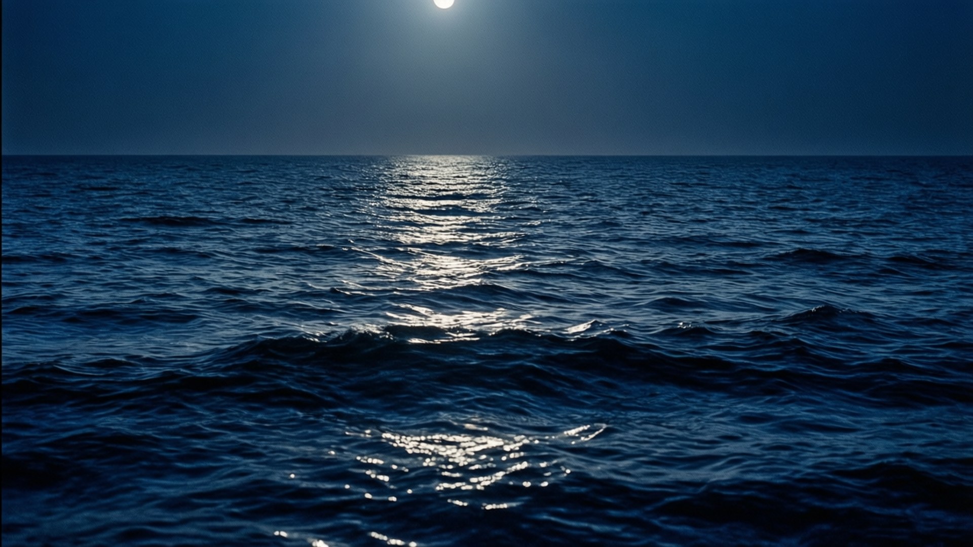 Seninătatea Oceanului Lumina de Lună Fundal