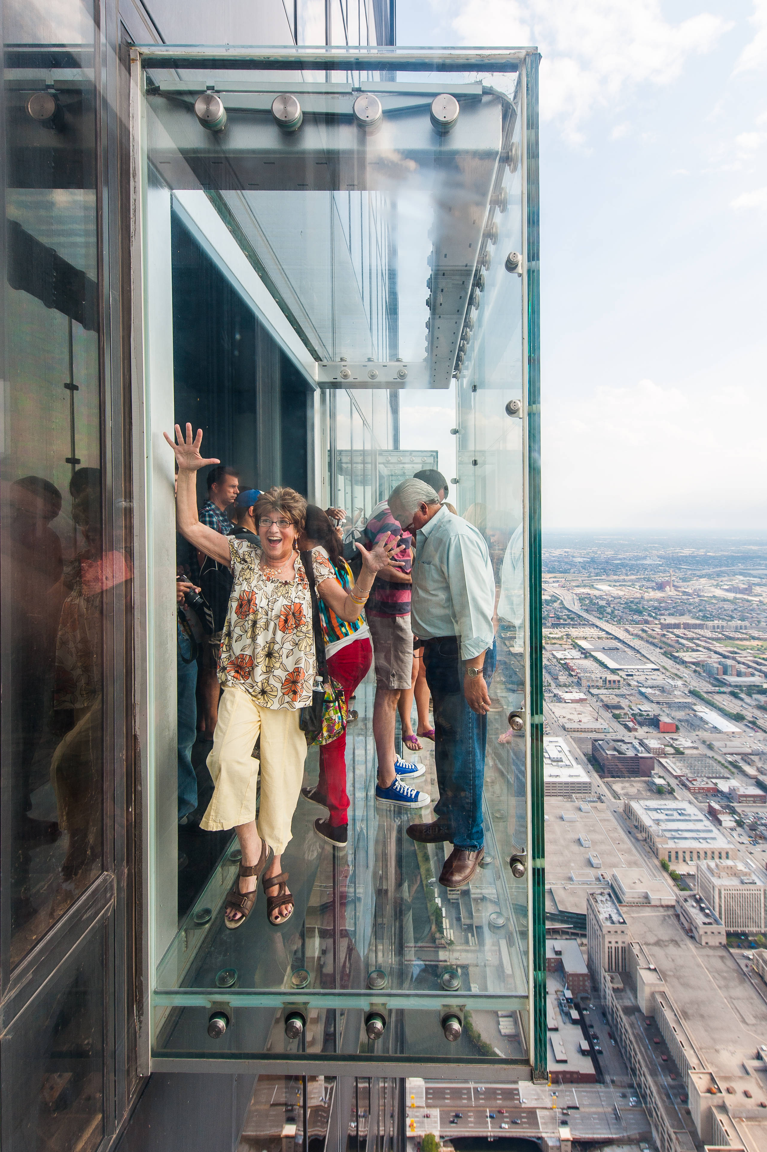 Skydeck Chicago, Willis Tower Fundal