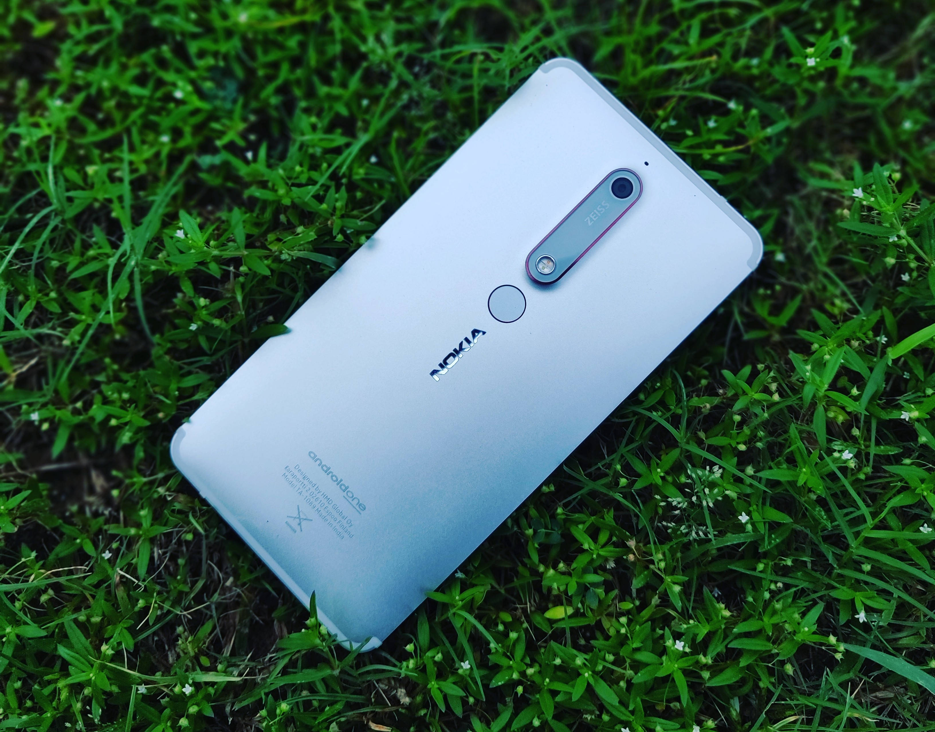 Spate Nokia 6.1 Albastru Fier Fundal