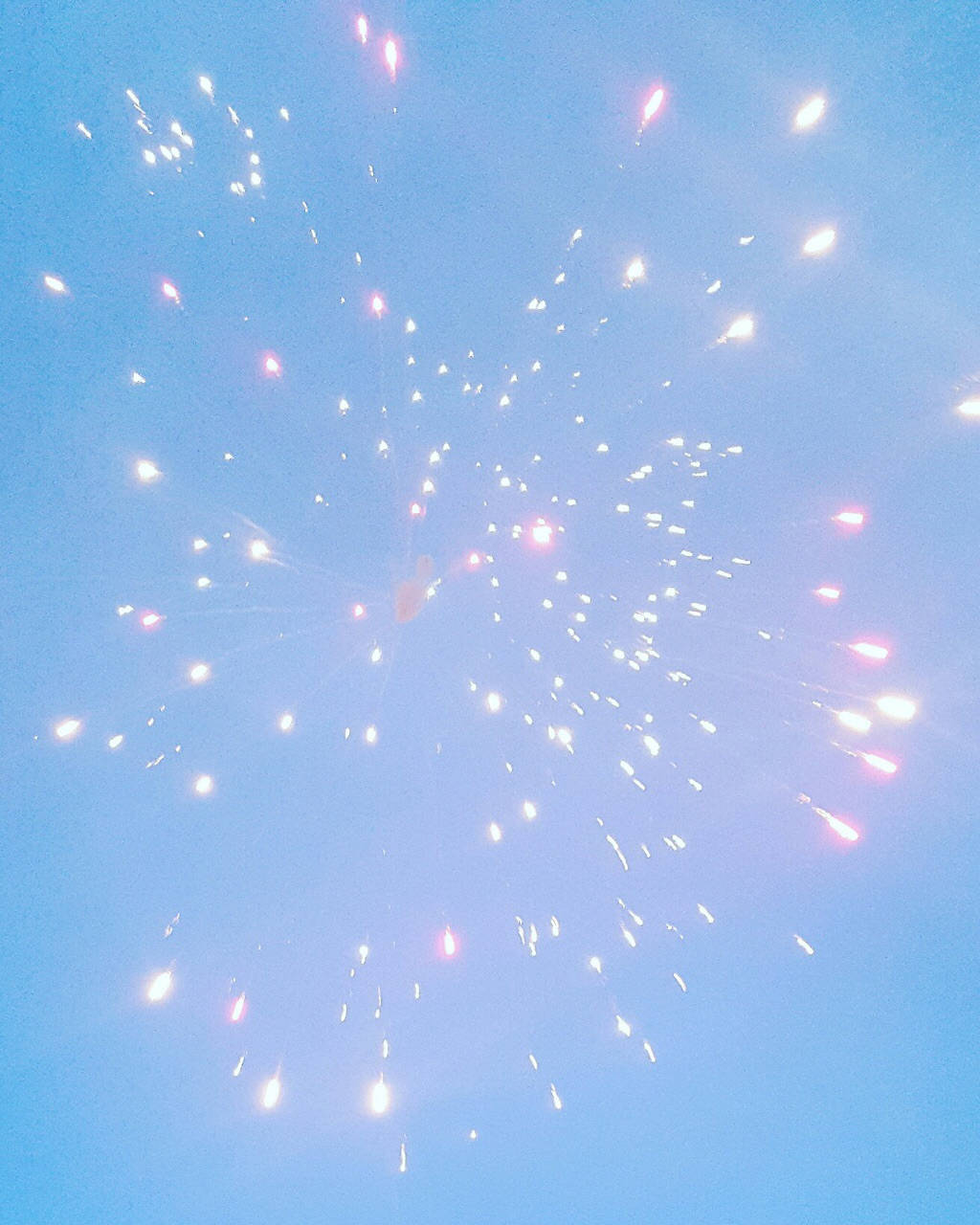 Spectacol simplu de artificii estetice albastre Fundal