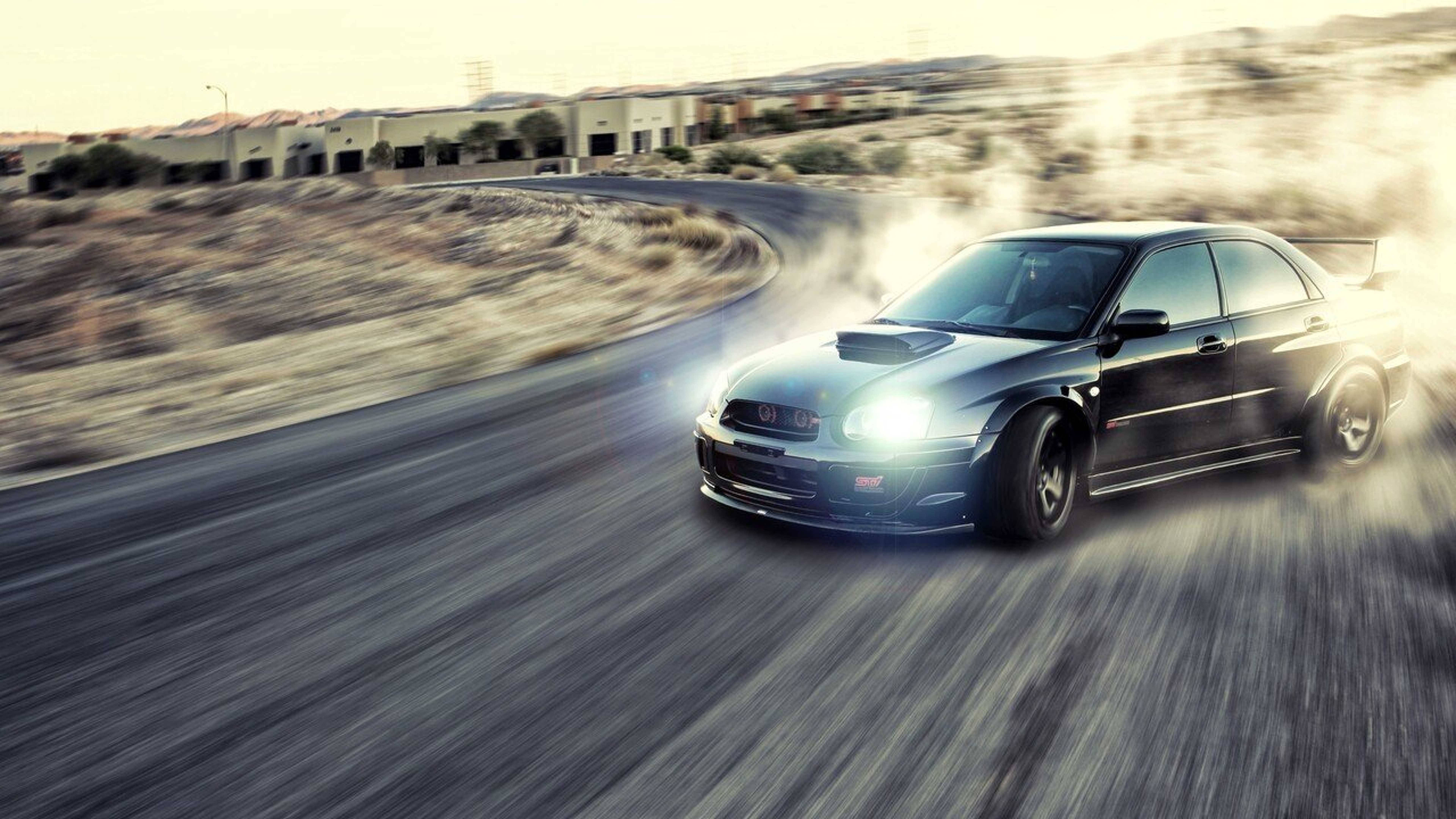 Subaru Impreza WRX răcind în acțiune, mașină de drift Fundal