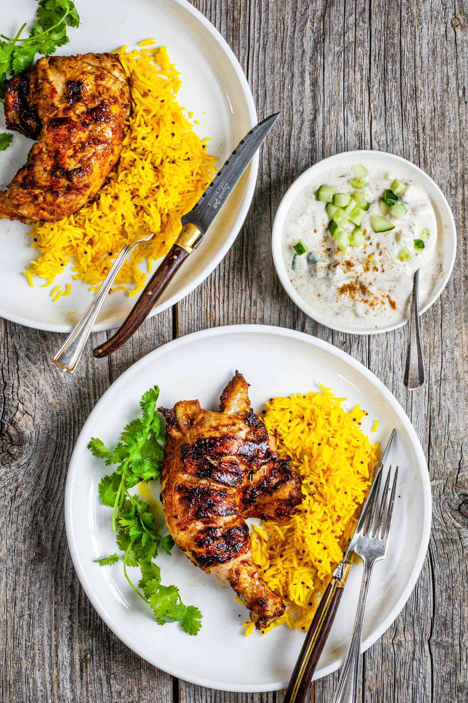 Tavouri cu pui tandoori Fundal