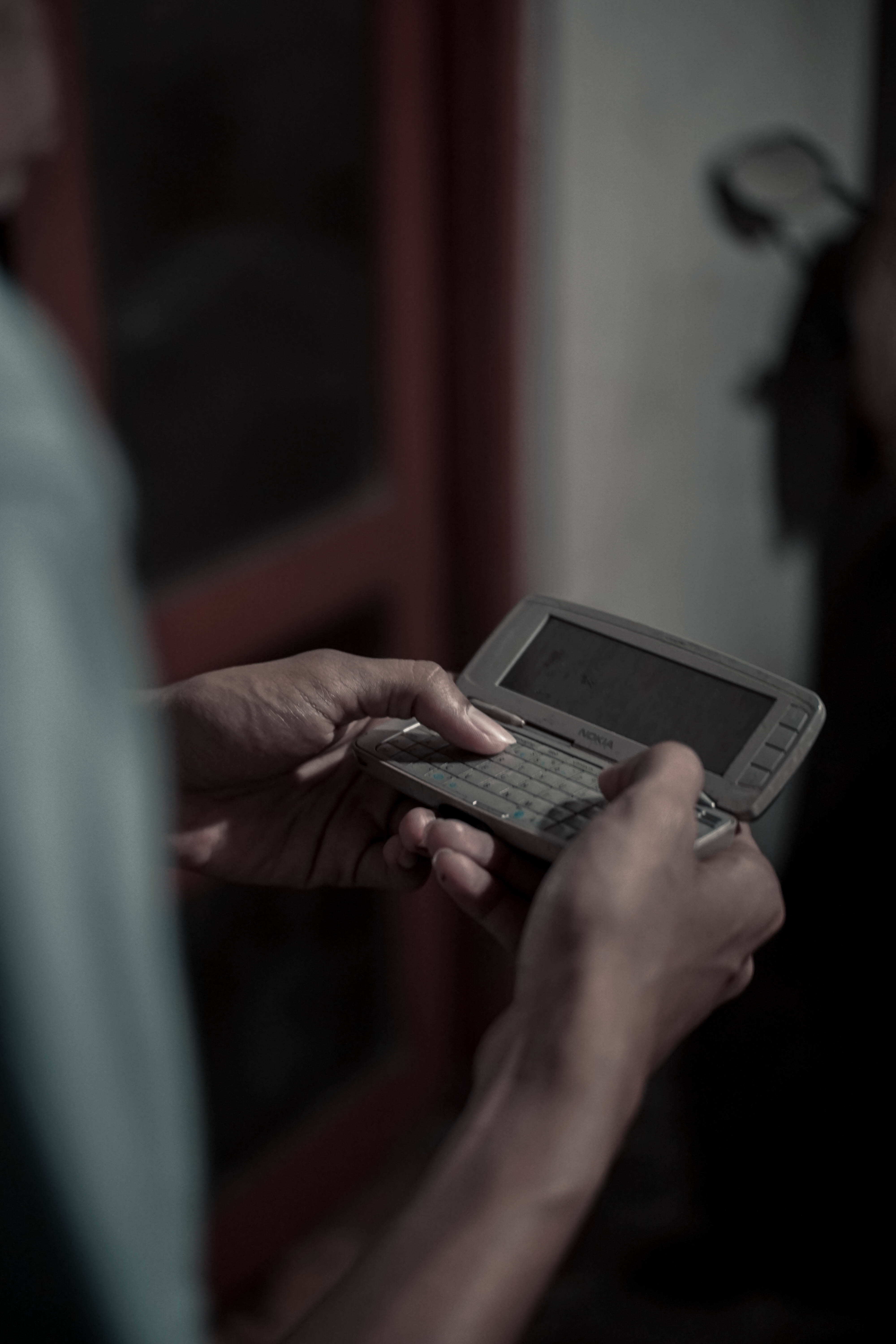 Telefonul Mobil Nokia 9300 Fundal