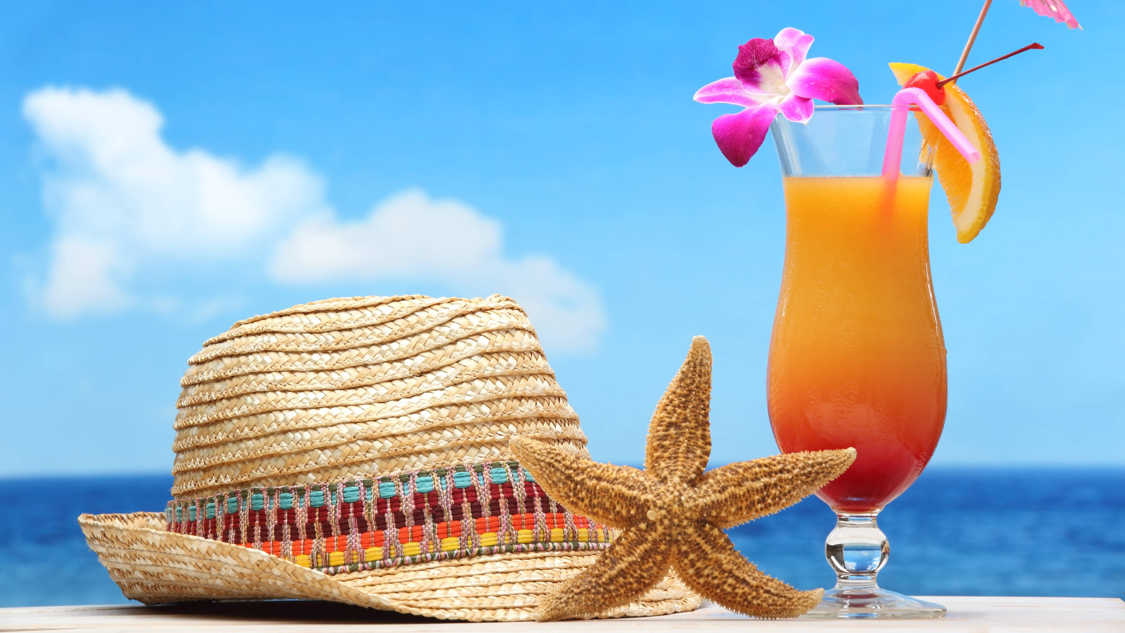 Tequila Sunrise Băutură Tropicală în Poco Fundal