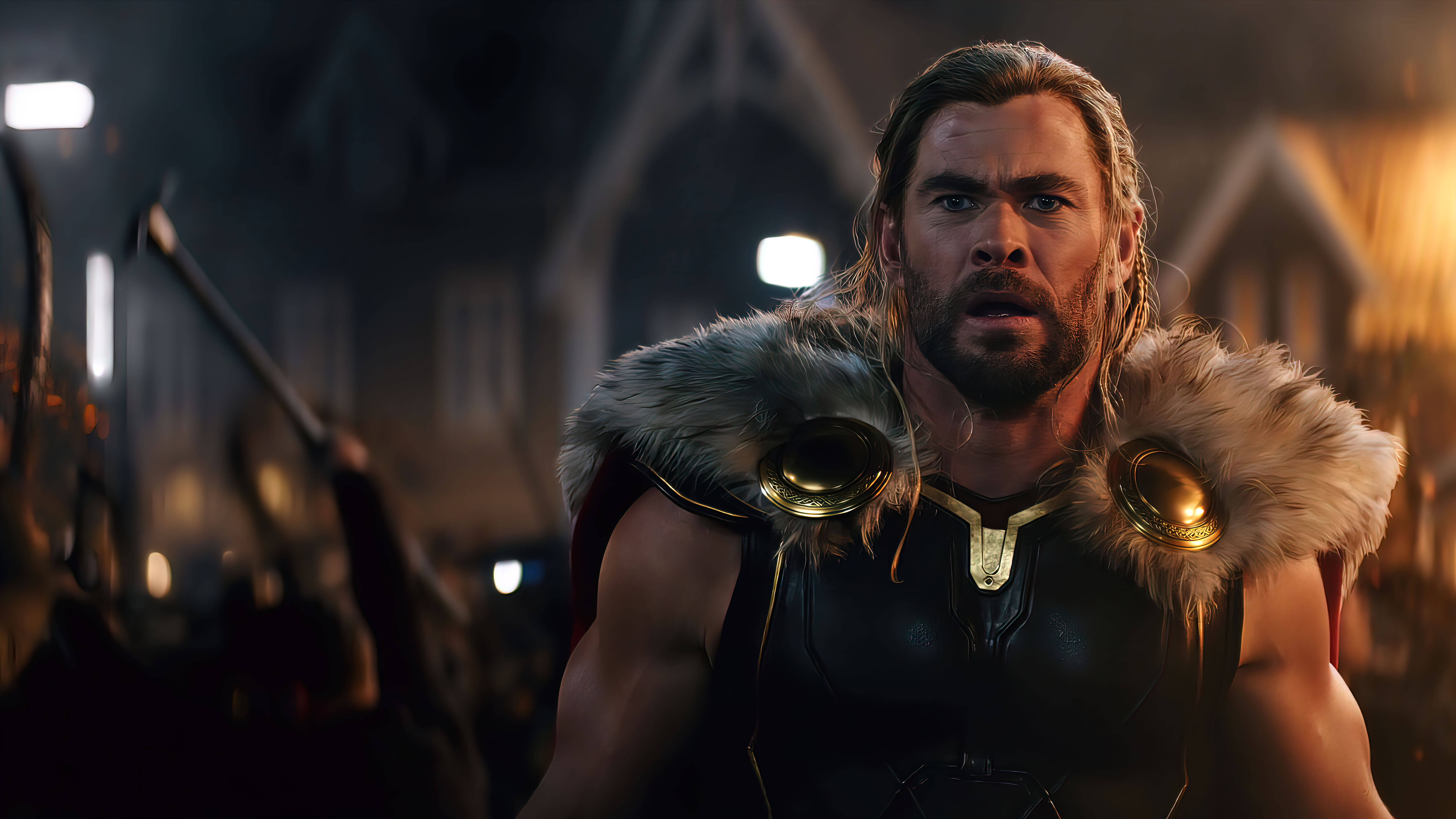 Thor: Dragoste și Tunete - Thor uluit Fundal