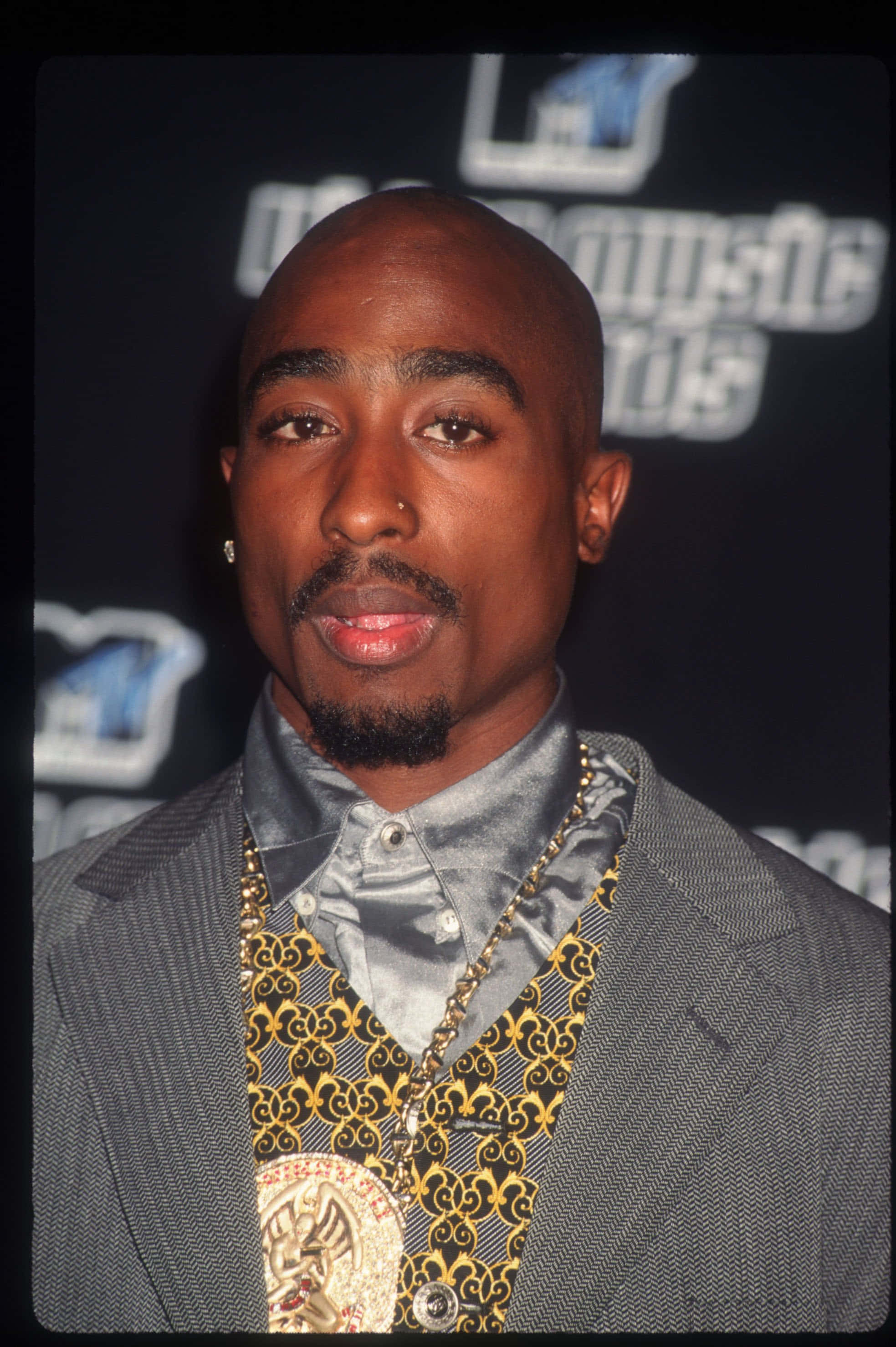 tupac jones la mtv music awards Fundal