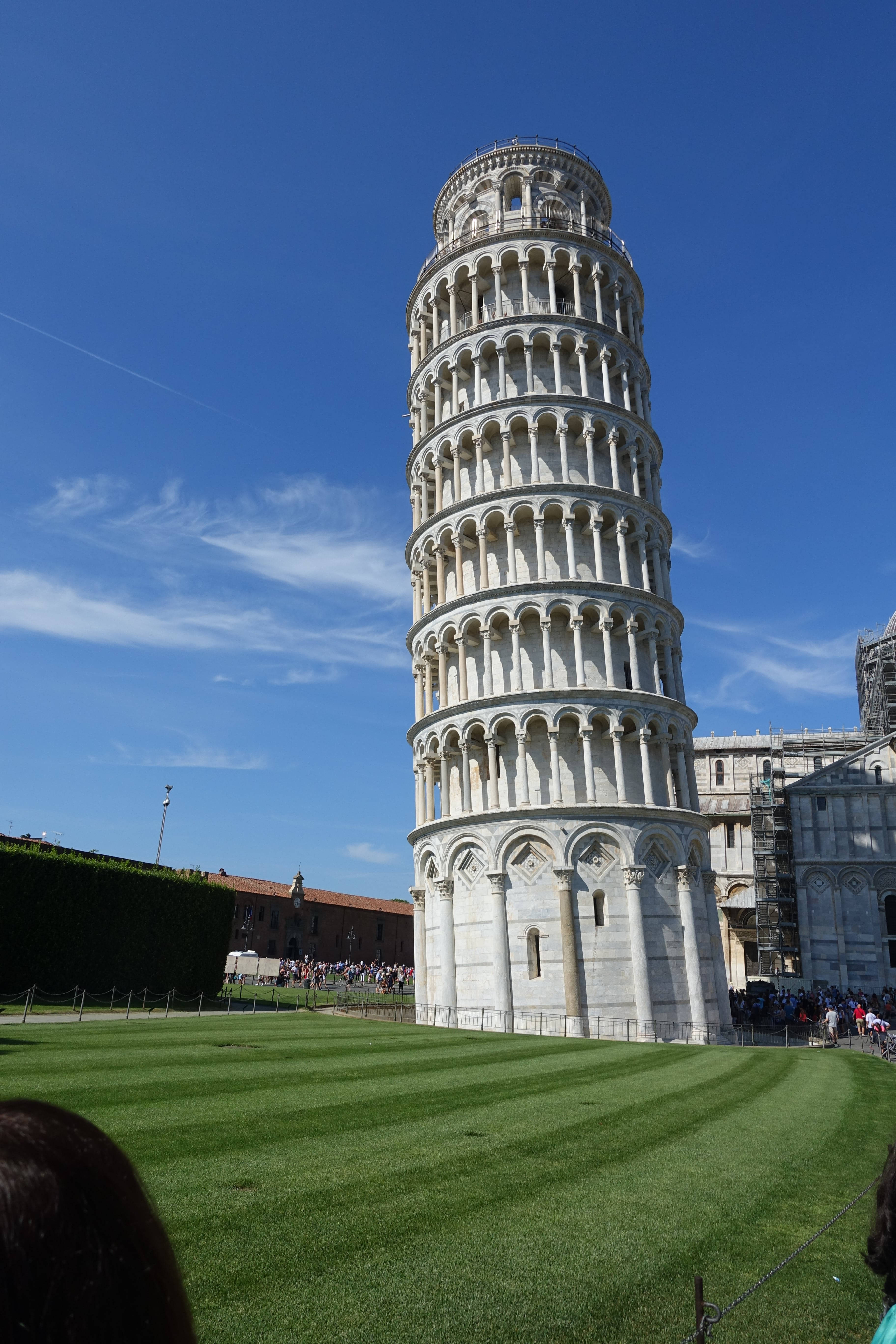 Turnul înclinat din Pisa, wallpaper impresionant pentru telefon Fundal