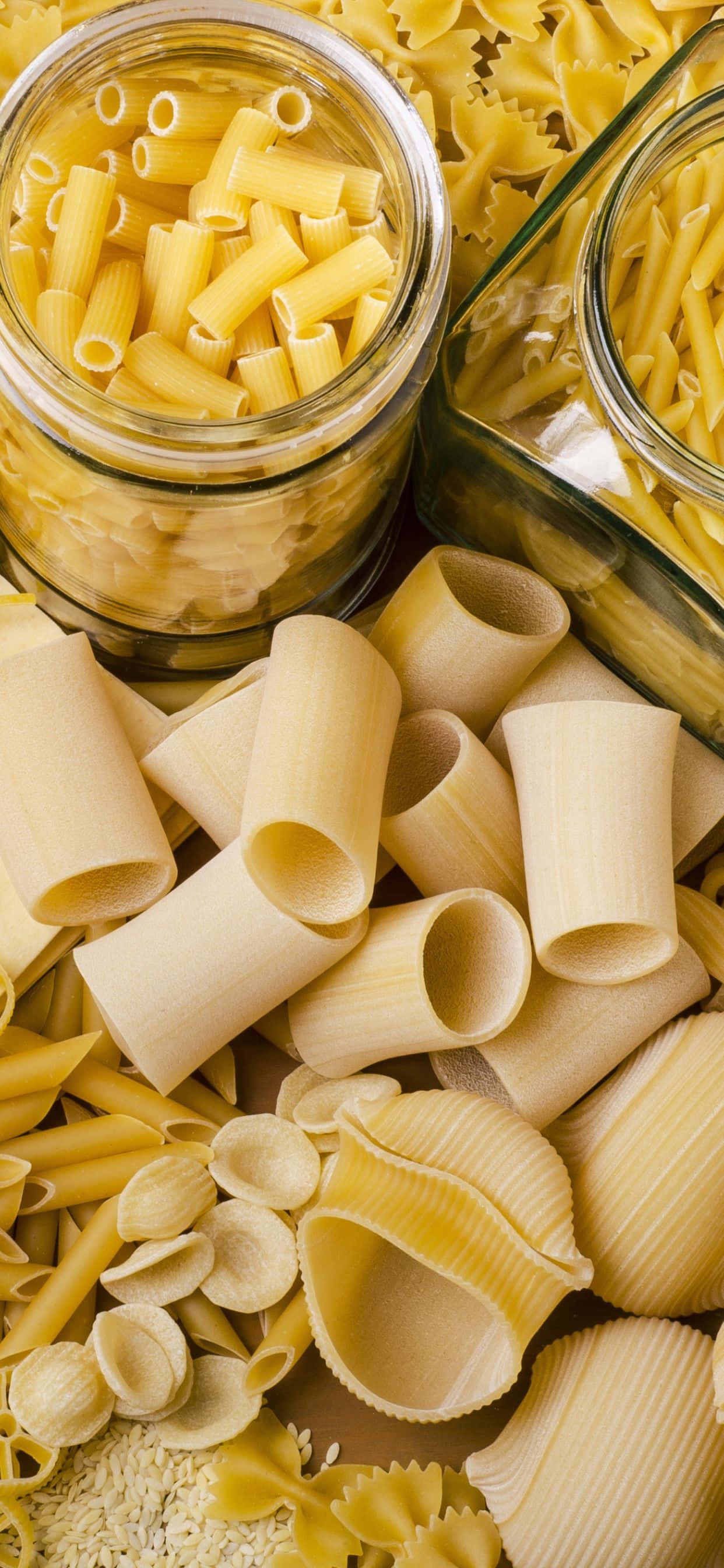 un bol de paste și un bol de paste Fundal