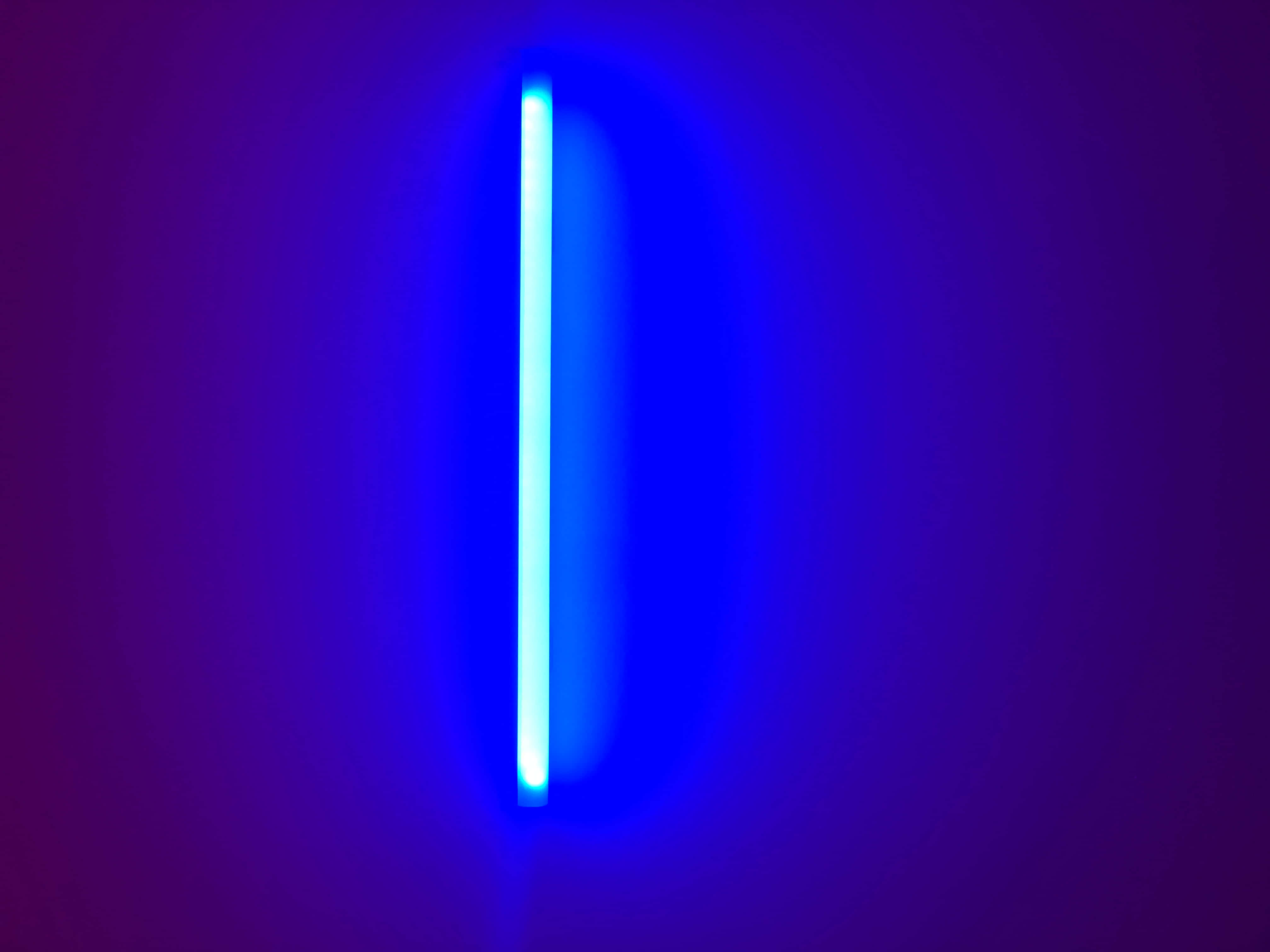 Val de lumină neon albastru abstract Fundal