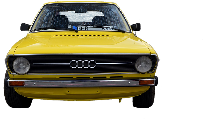 Vedere frontală Audi galben vintage Fundal