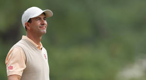 Adam Scott privind în sus — Bej estetic GIF Fundal